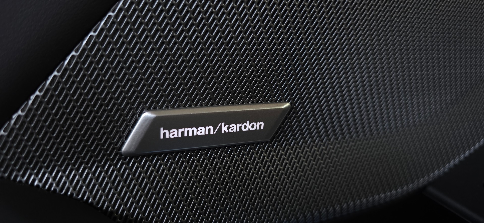 BMW M135 xDrive *Harman/Kardon*Voll-Leder*Rückfahrkamera*Sitzheizung*-image-16