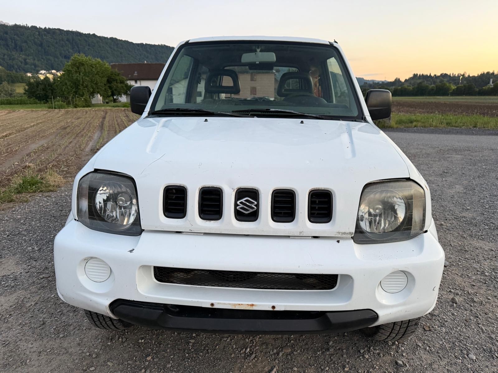 SUZUKI Jimny 1.3 16V JLX-image-1