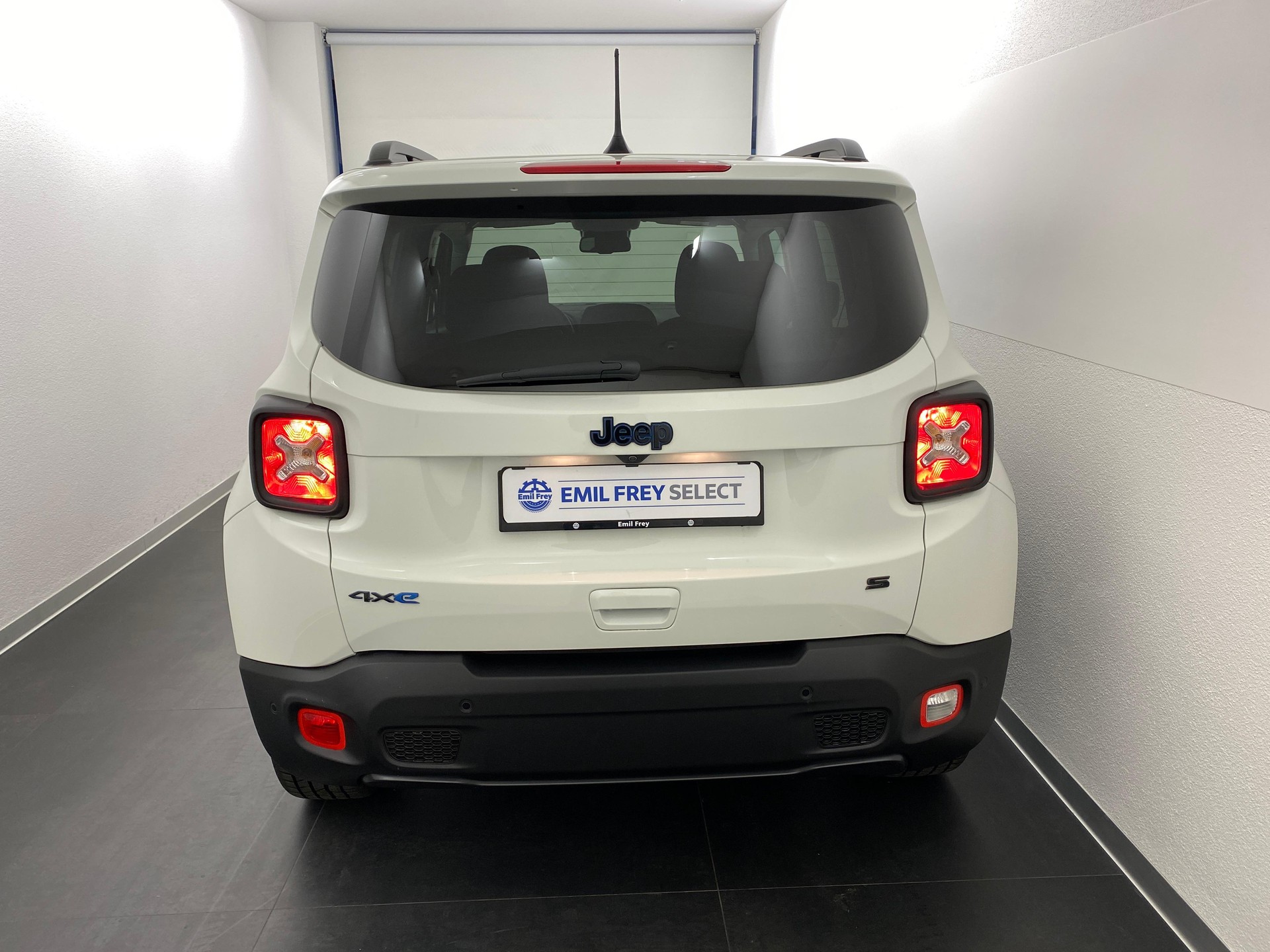 JEEP Renegade 1.3 S 4xe-image-18