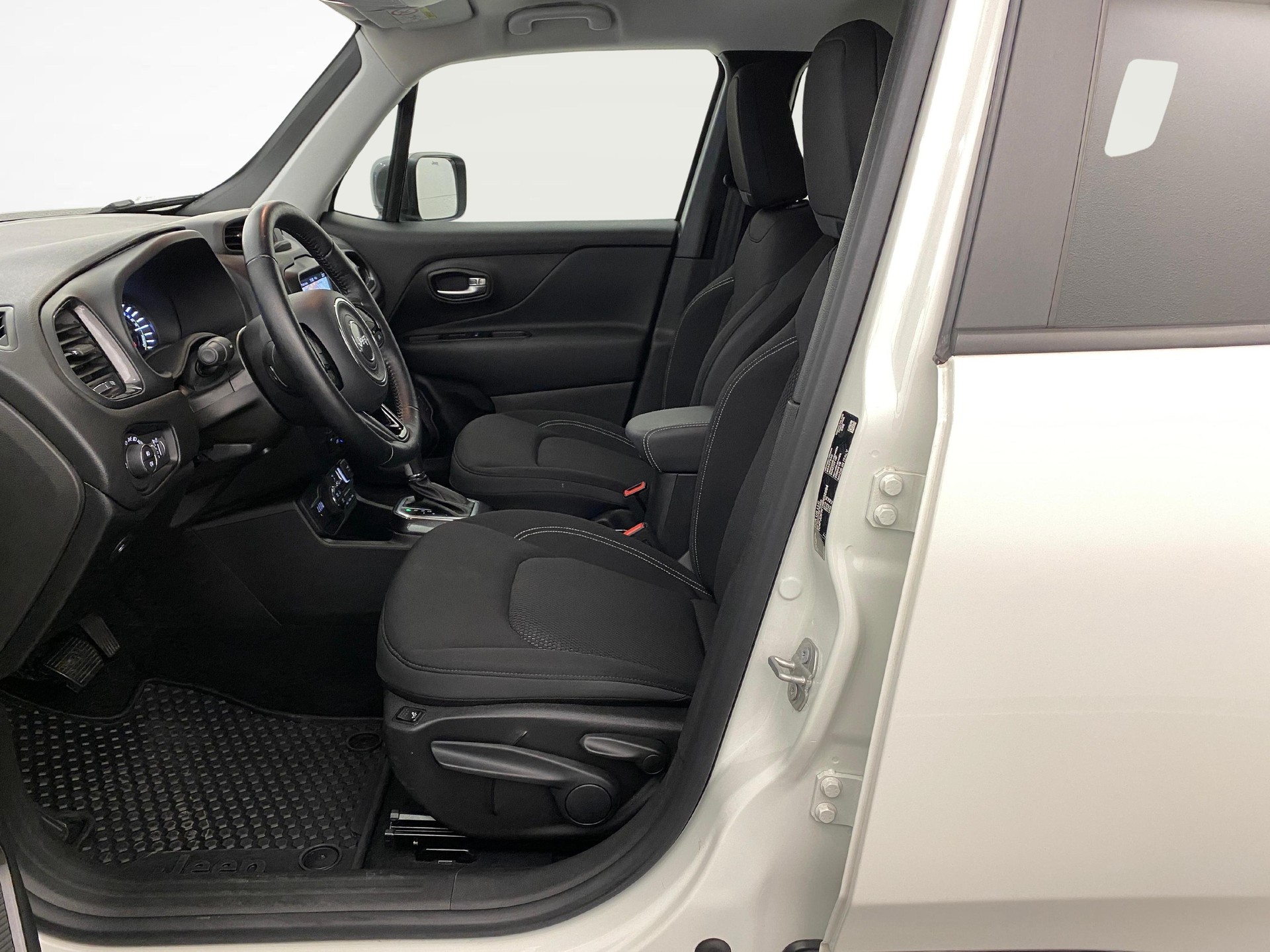 JEEP Renegade 1.3 S 4xe-image-4