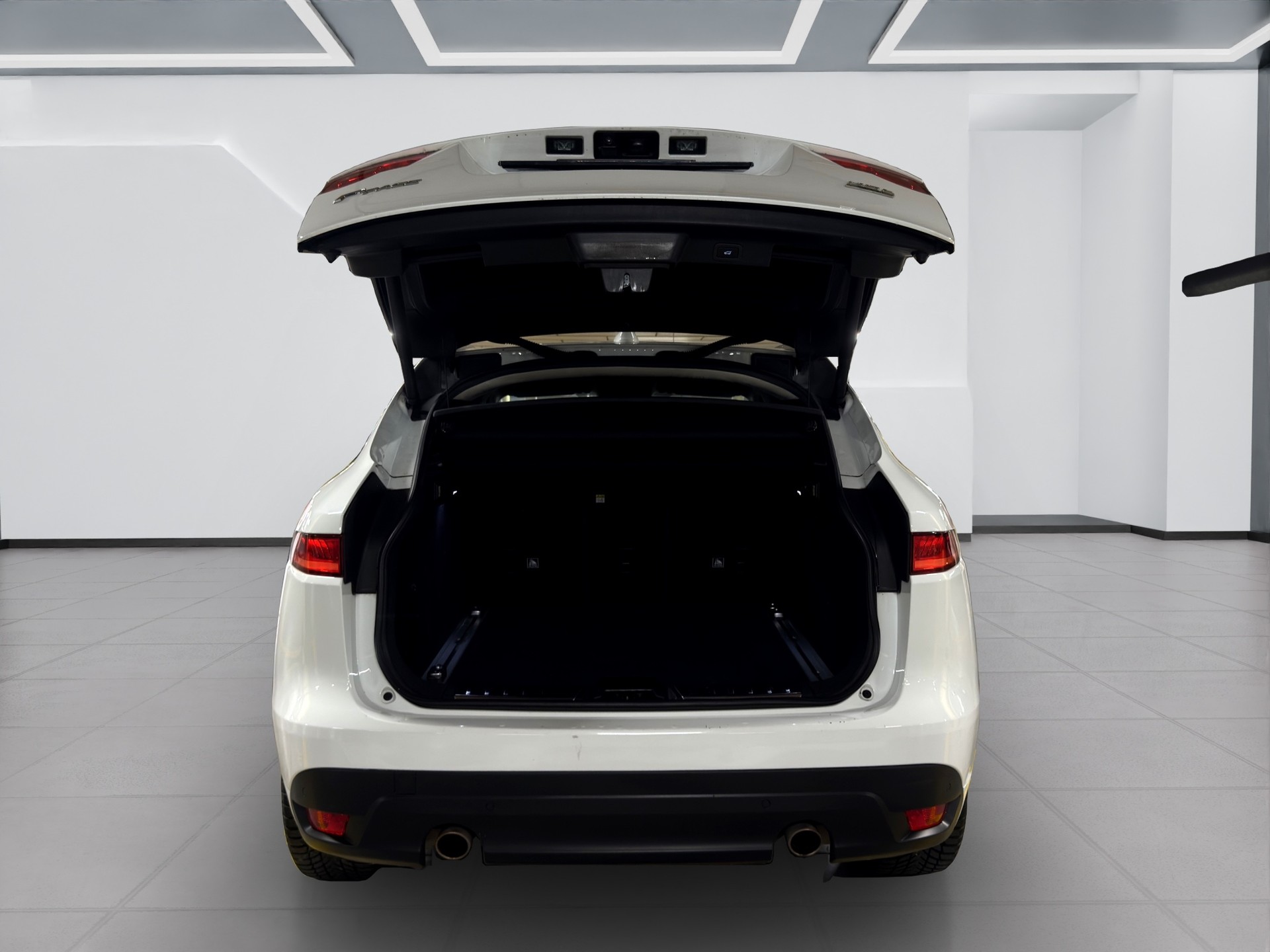 JAGUAR F-Pace 25t 2.0 R-Sport AWD Automatik-image-20