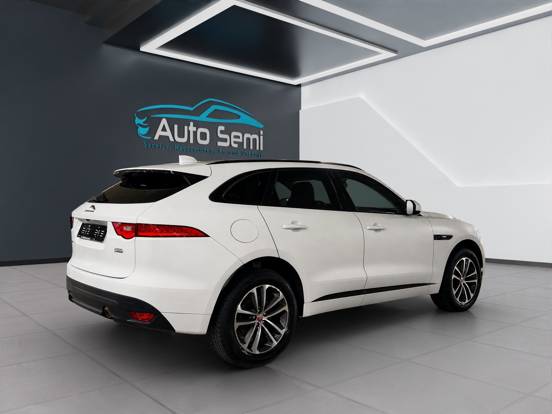JAGUAR F-Pace 25t 2.0 R-Sport AWD Automatik-image-4