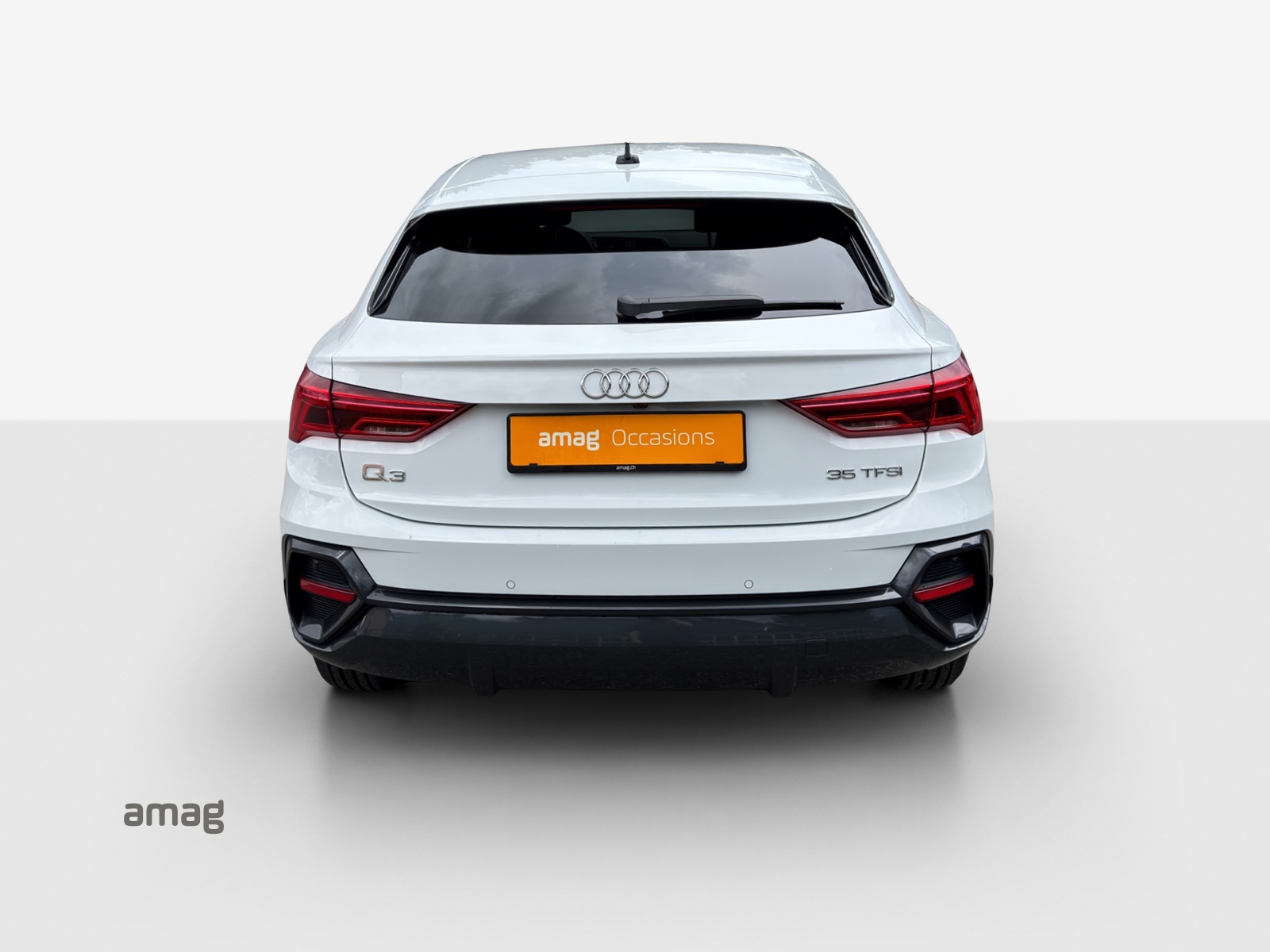 AUDI Q3 Sportback 35 TFSI Attraction S-tronic-showroom-element-3