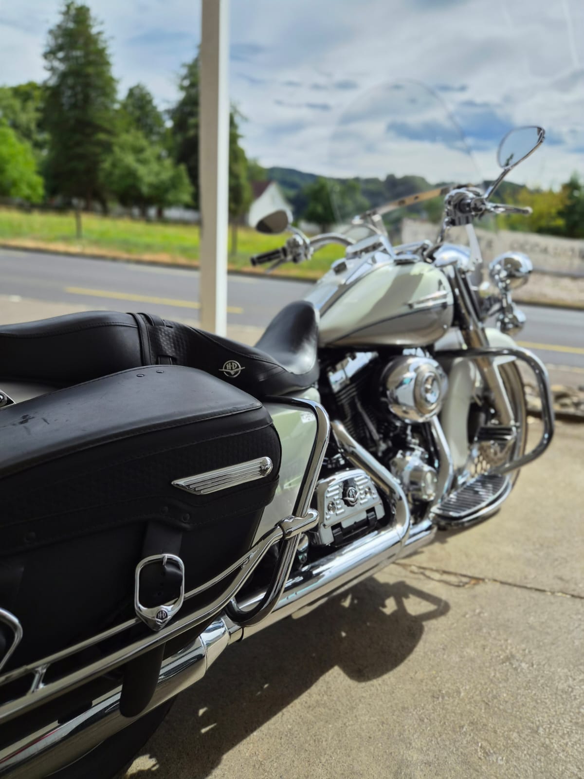 HARLEY-DAVIDSON FLHRC Road King Classic ABS-image-8