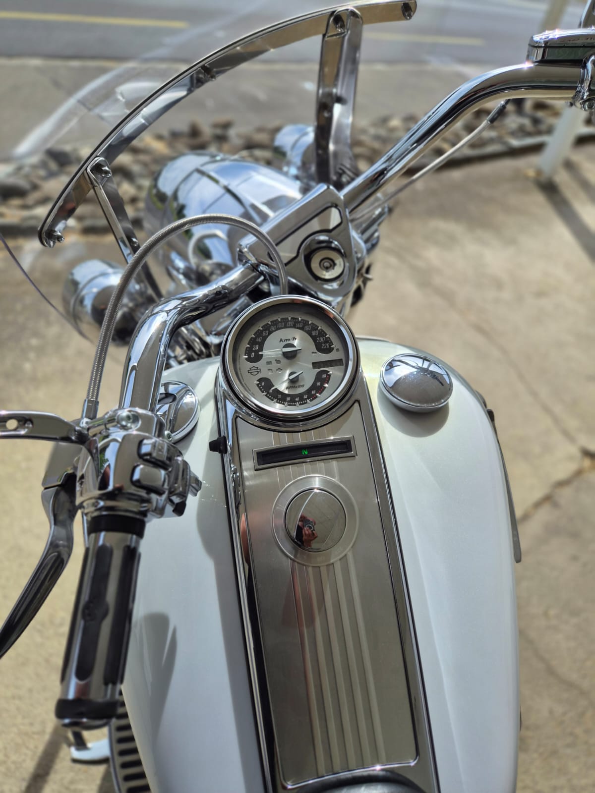 HARLEY-DAVIDSON FLHRC Road King Classic ABS-image-9