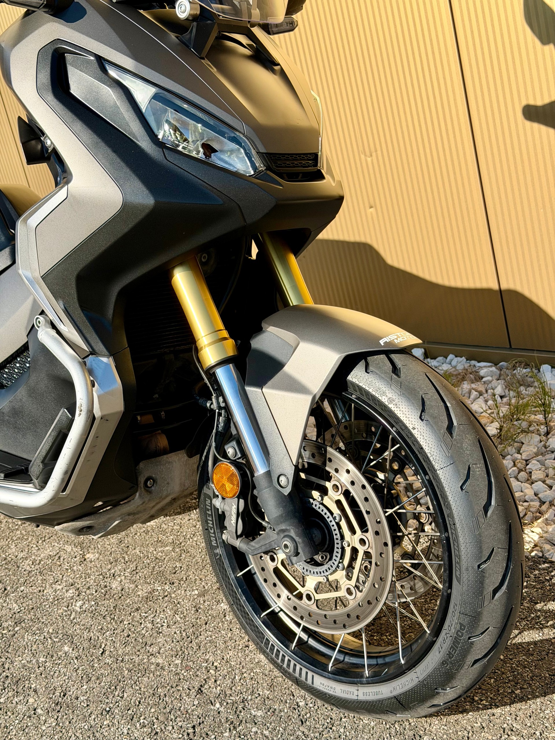 HONDA X-ADV 750 ABS-image-1