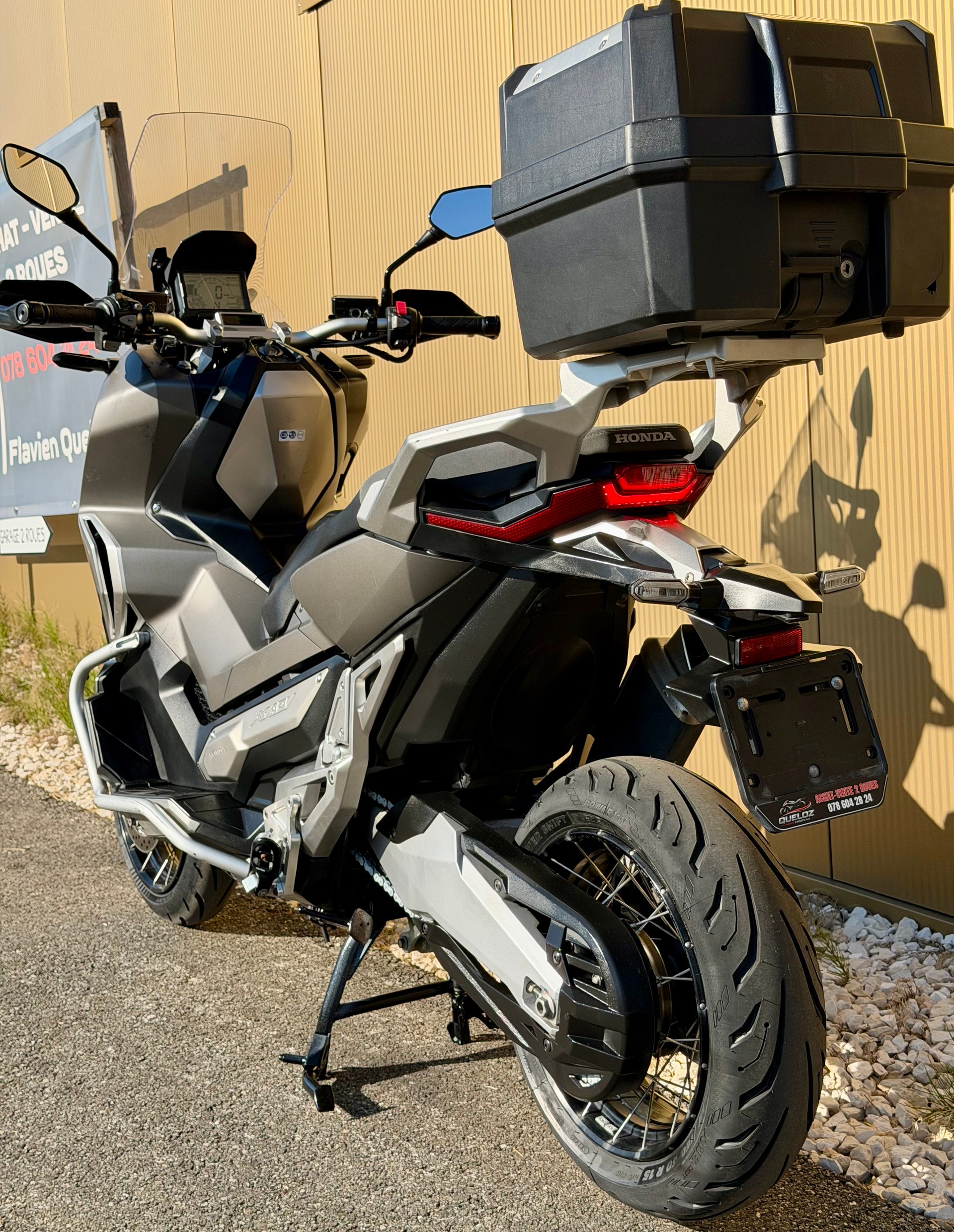 HONDA X-ADV 750 ABS-image-12