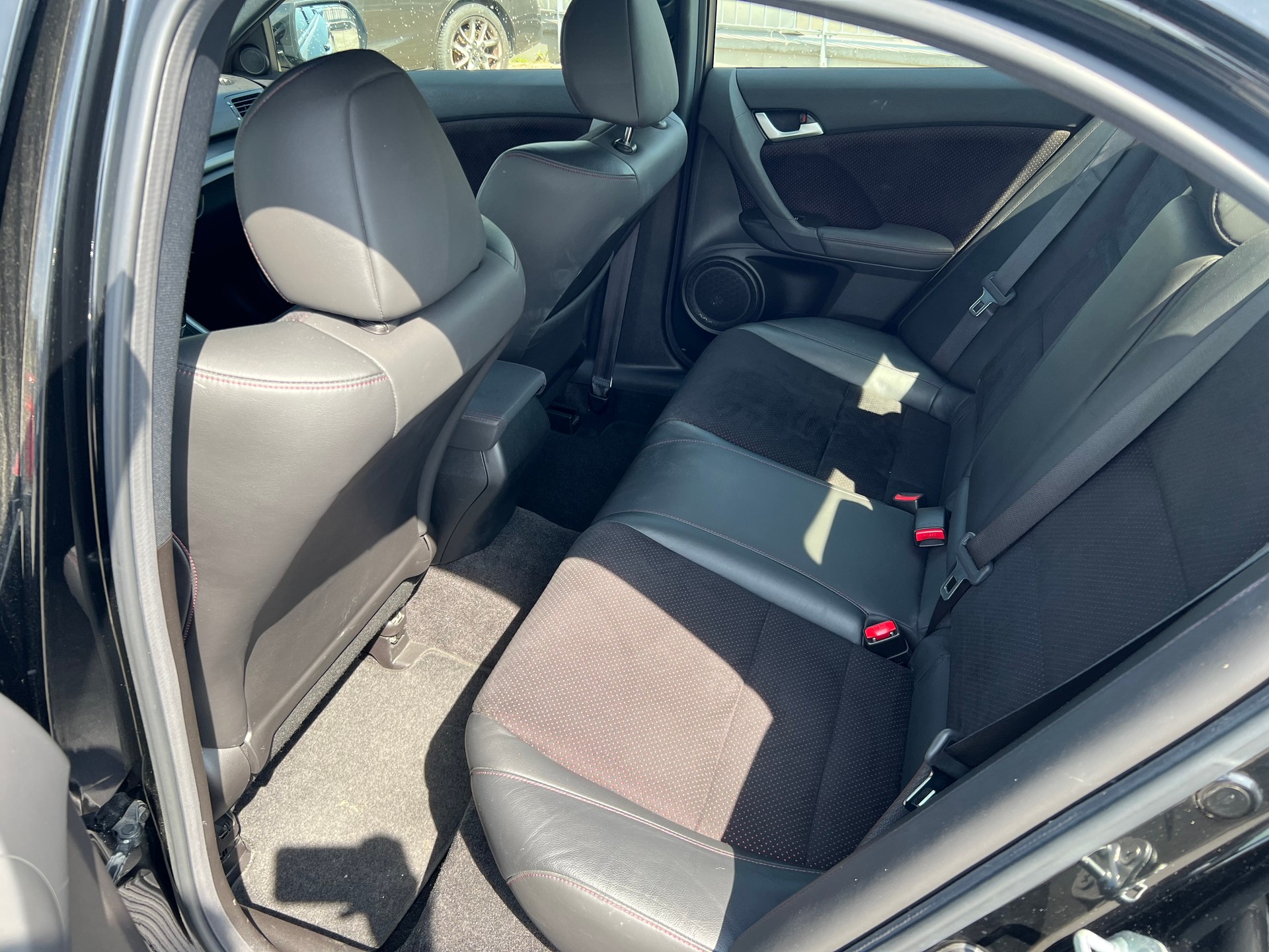 HONDA Accord 2.4i 16V Type-S Advanced Safety Edition A-image-6