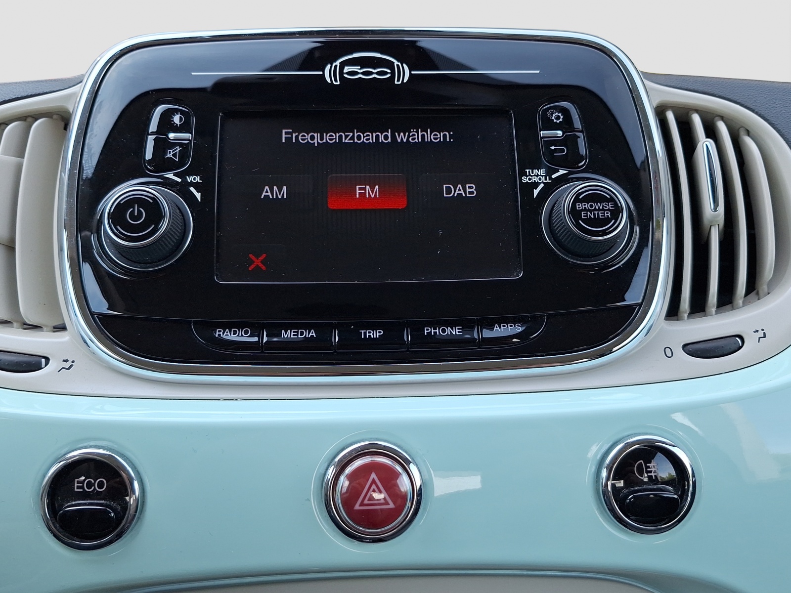 FIAT 500 C 0.9 T TwinAir Pop Star-image-16