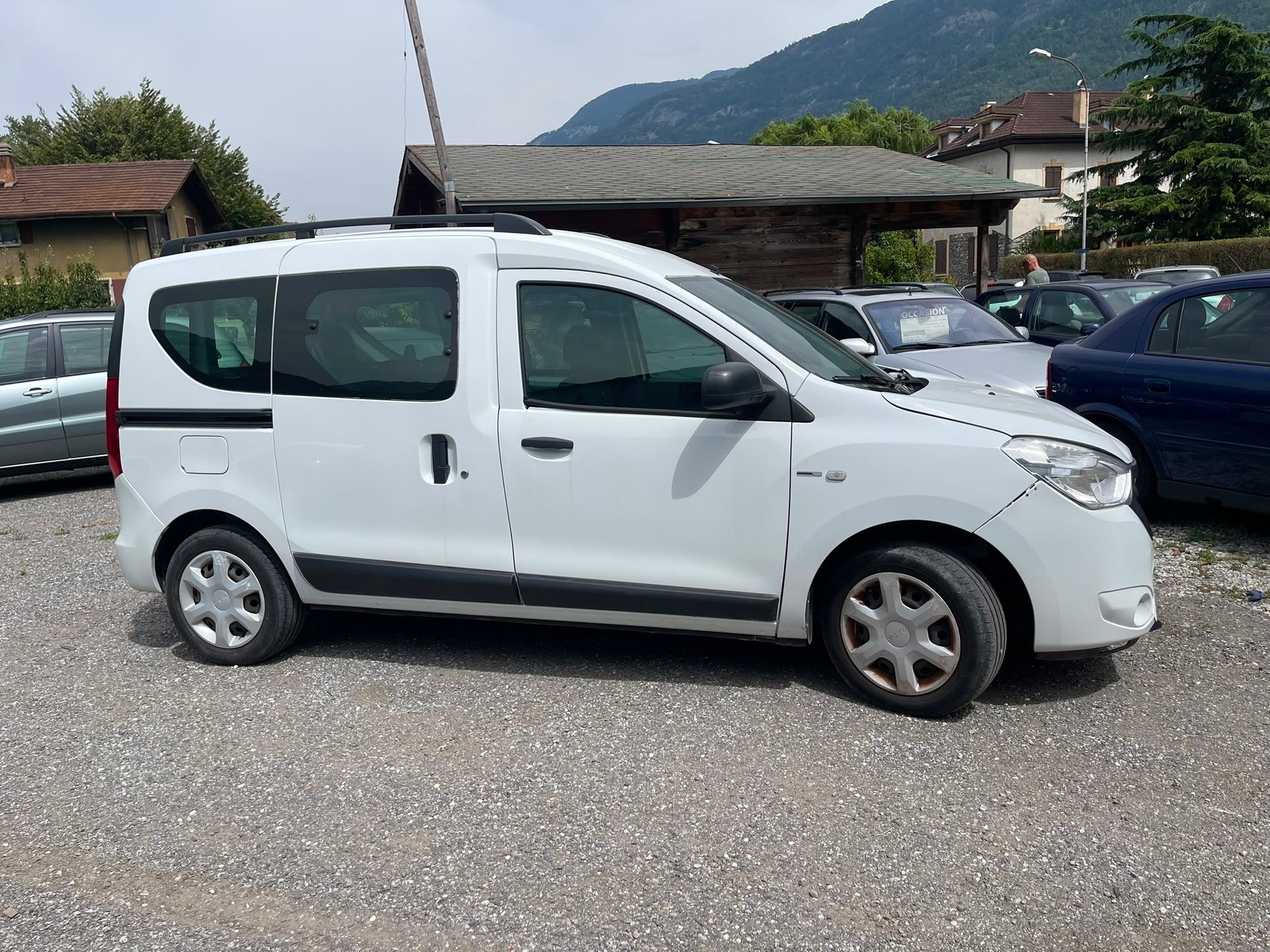 DACIA Dokker 1.6 16V Celebration-image-1