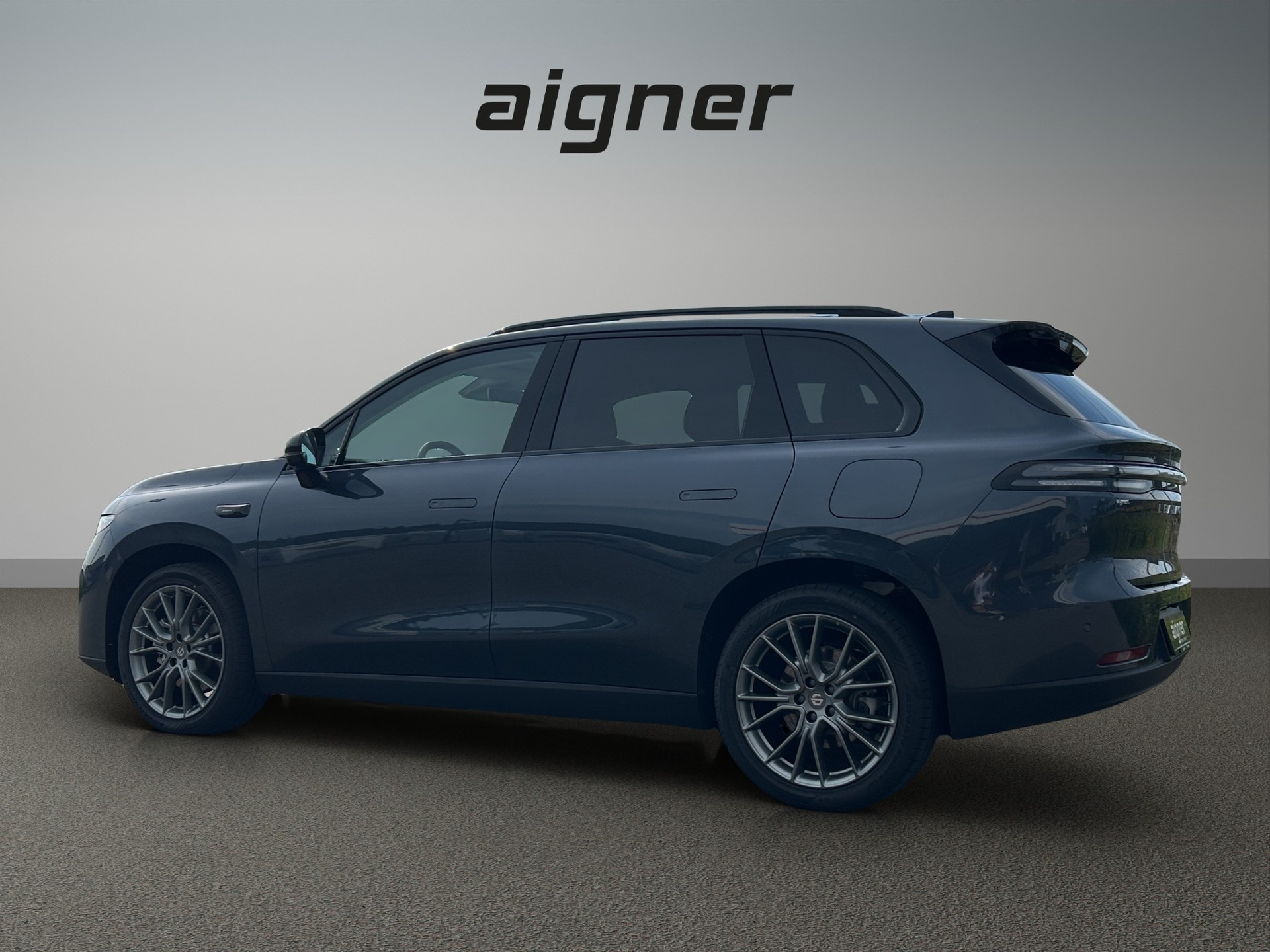 LEAPMOTOR C10 EV AWD-showroom-element-2
