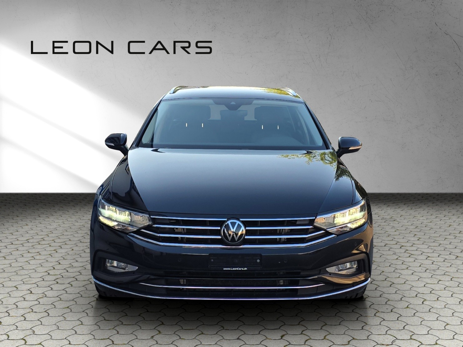 VW Passat 2.0 TDI BMT Elegance 4Motion DSG-showroom-element-1