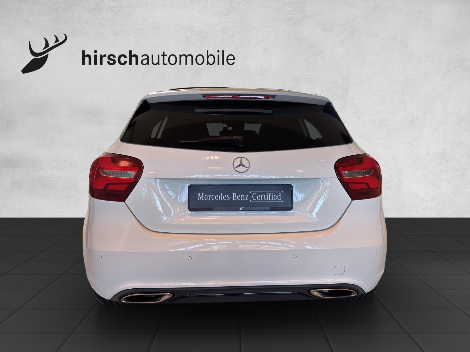 MERCEDES-BENZ A 220 Urban 4Matic 7G-DCT-showroom-element-2
