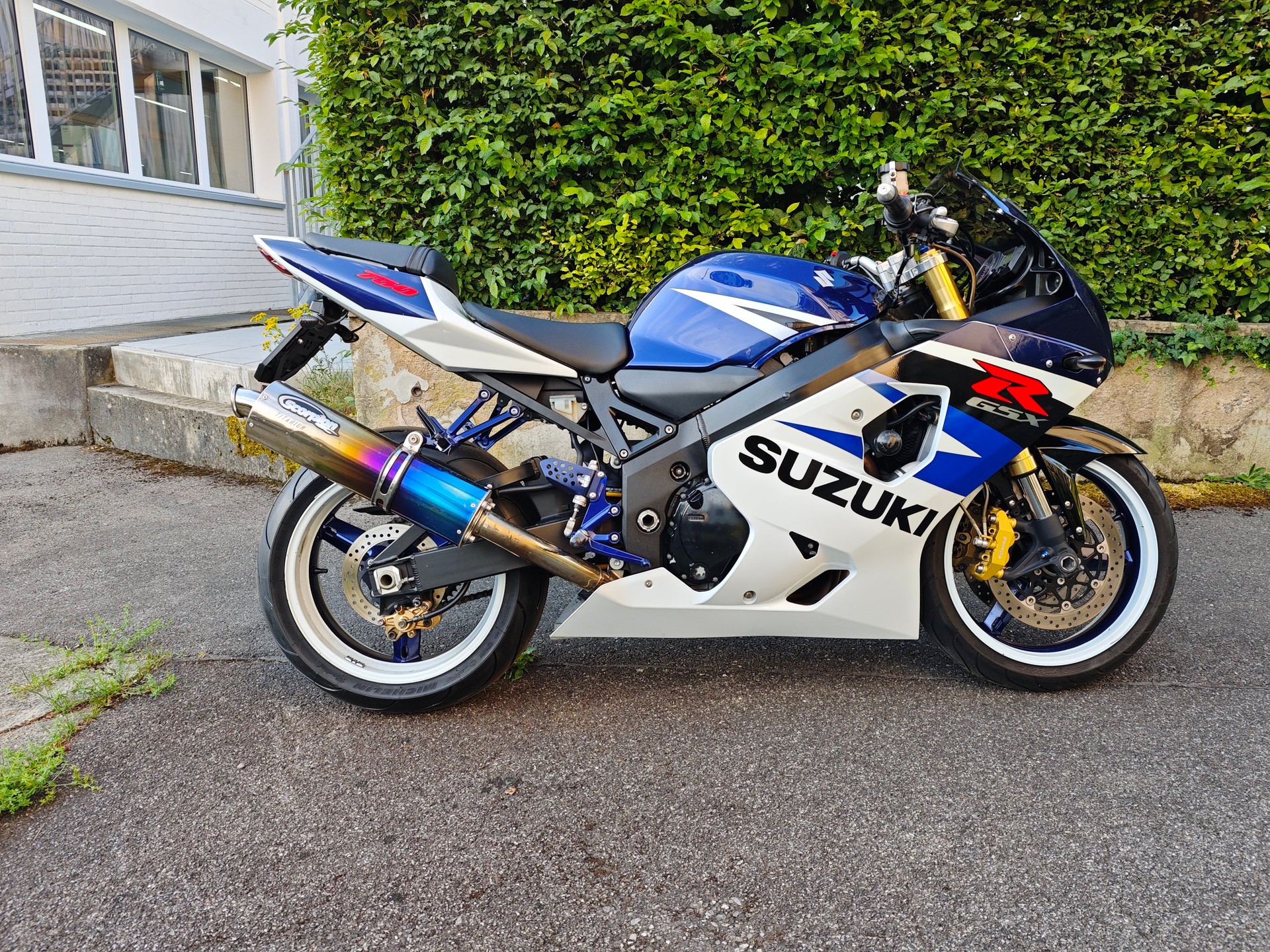 SUZUKI GSX-R 750 K4/K5-image-0