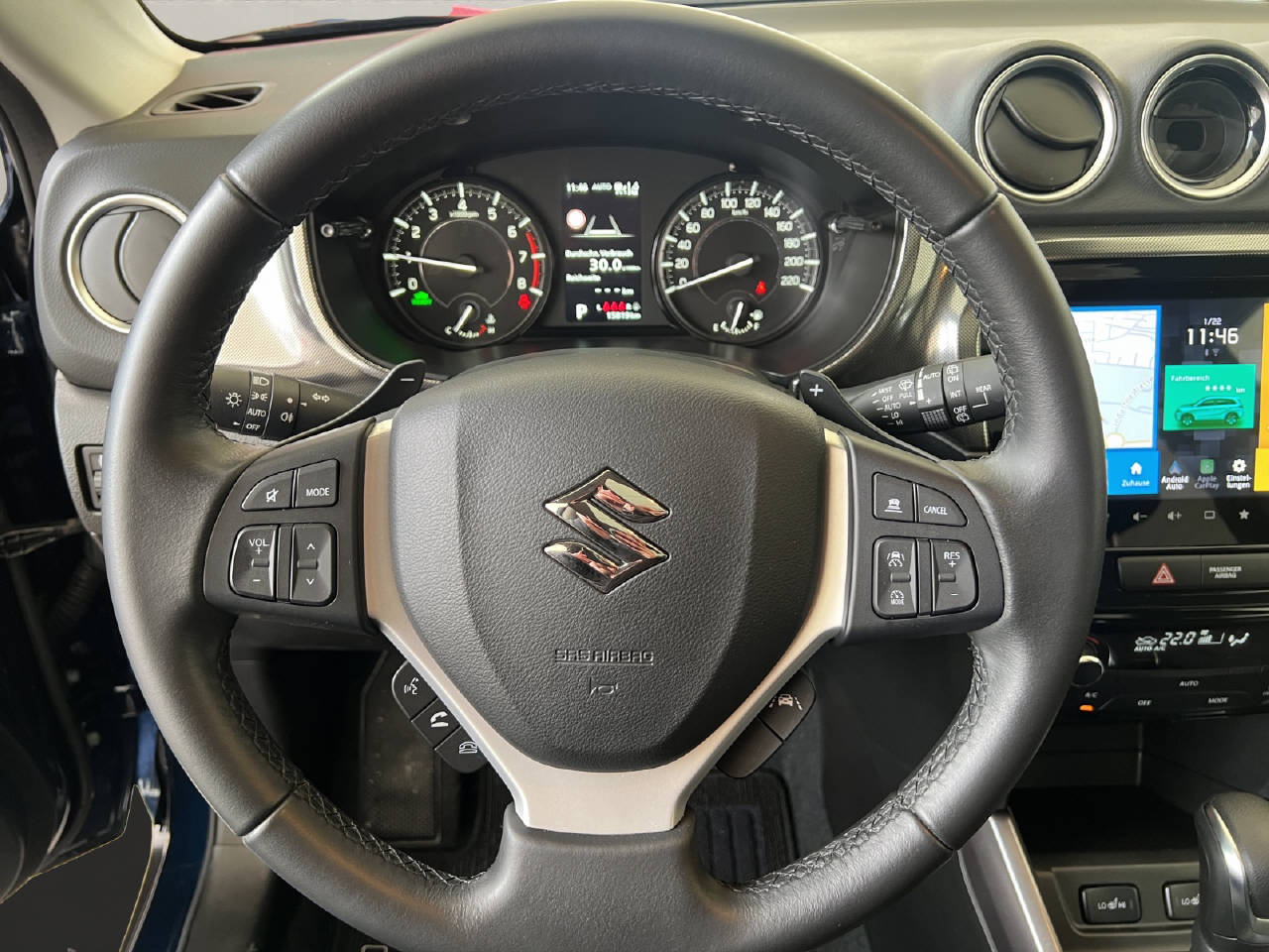 SUZUKI Vitara 1.5 AGS 4x4 Mild-Hybrid GLX Pano-image-14