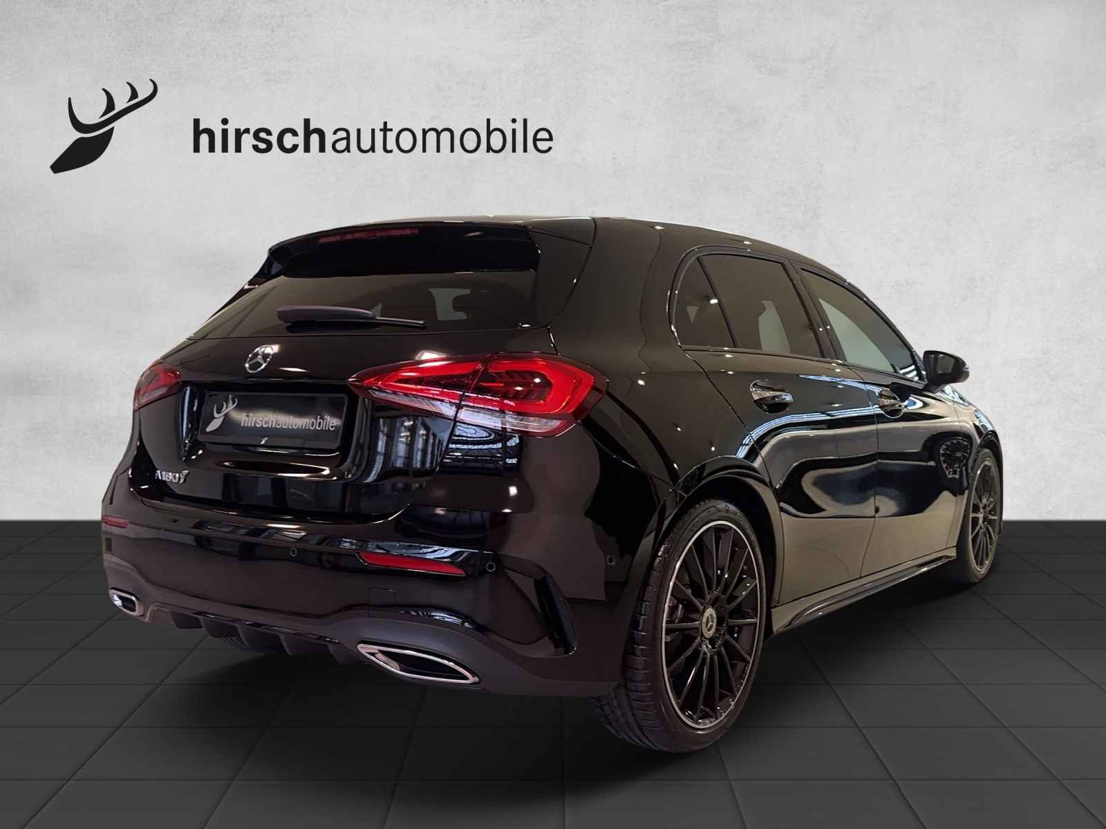 MERCEDES-BENZ A 180 Night Star AMG Line 7G-DCT-showroom-element-3