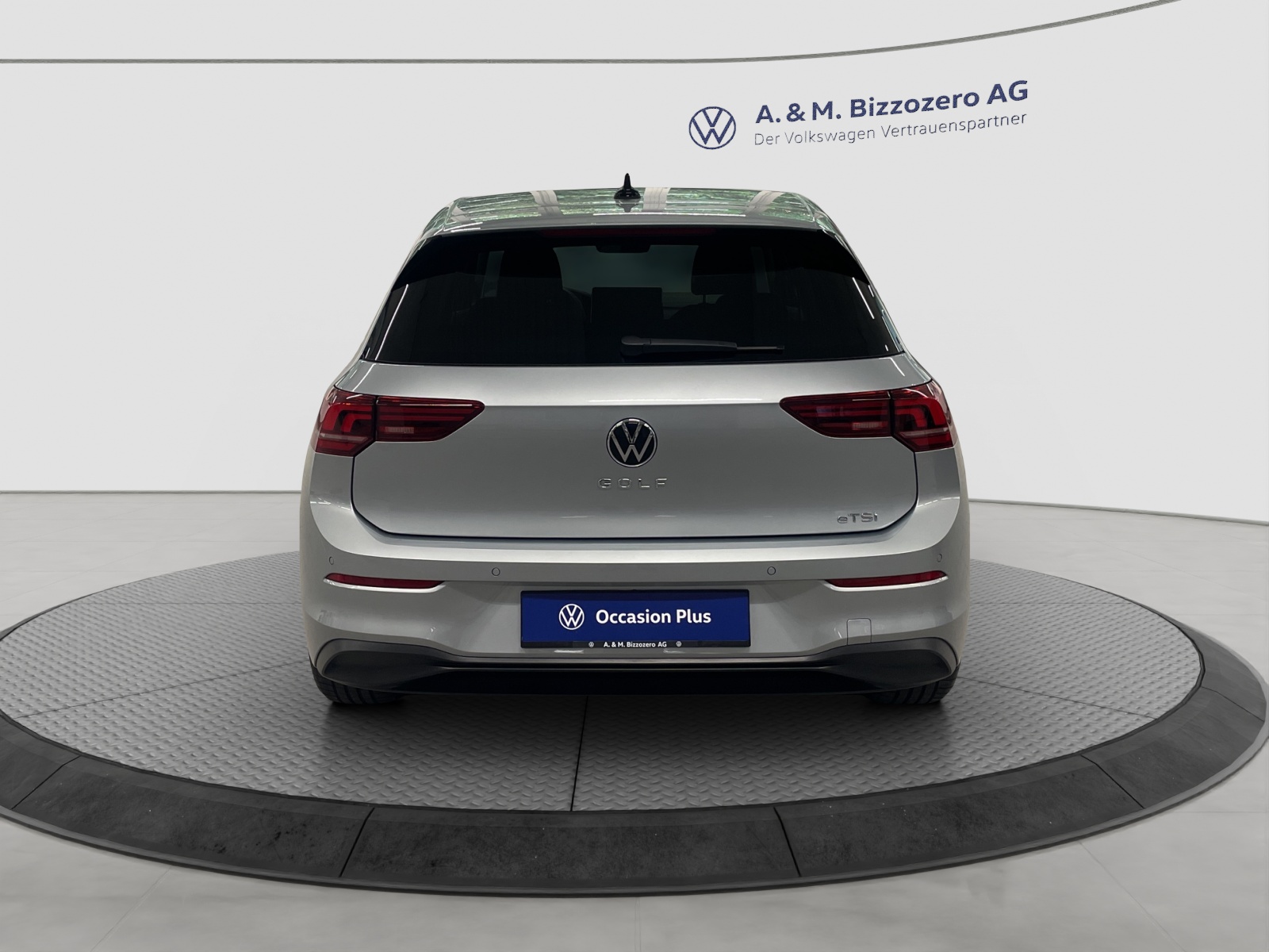 VW Golf 1.5 e TSI mHEV United DSG-showroom-element-3