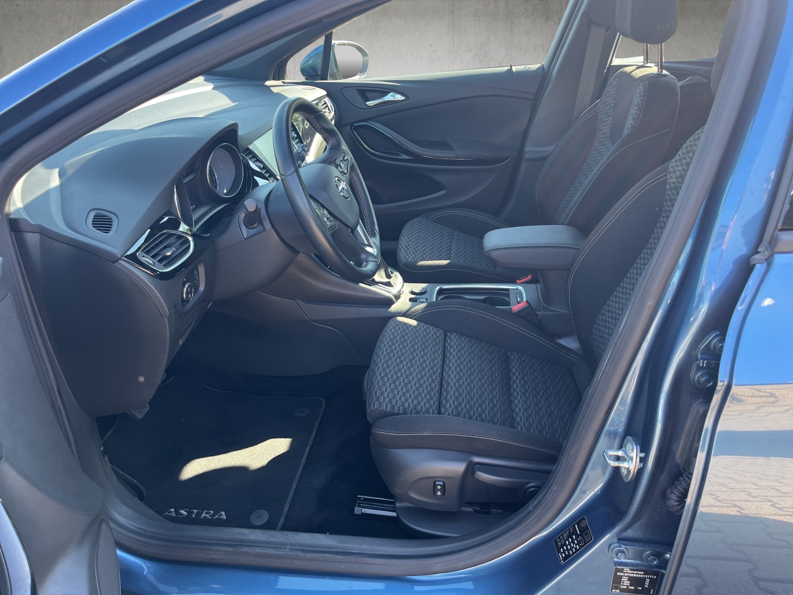 OPEL Astra 1.4 T eTEC Dynamic S/S-image-8