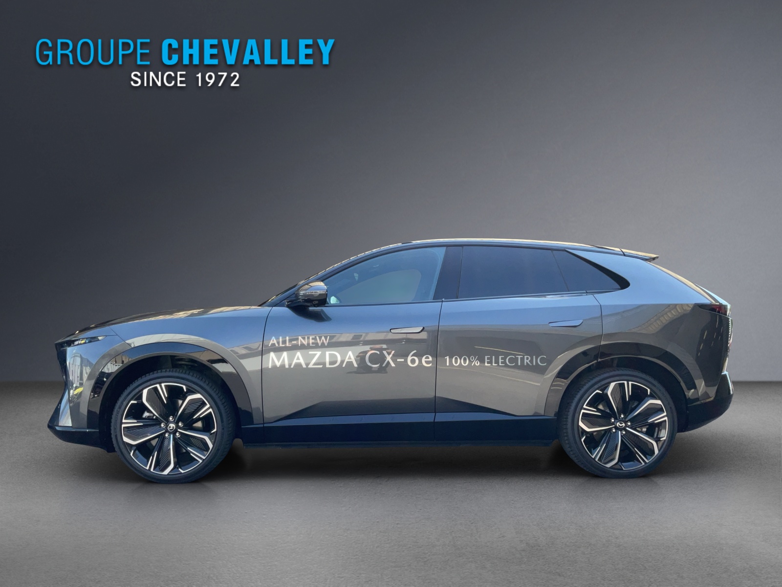 MAZDA CX-6e TAKUMI BK 21''-showroom-element-2