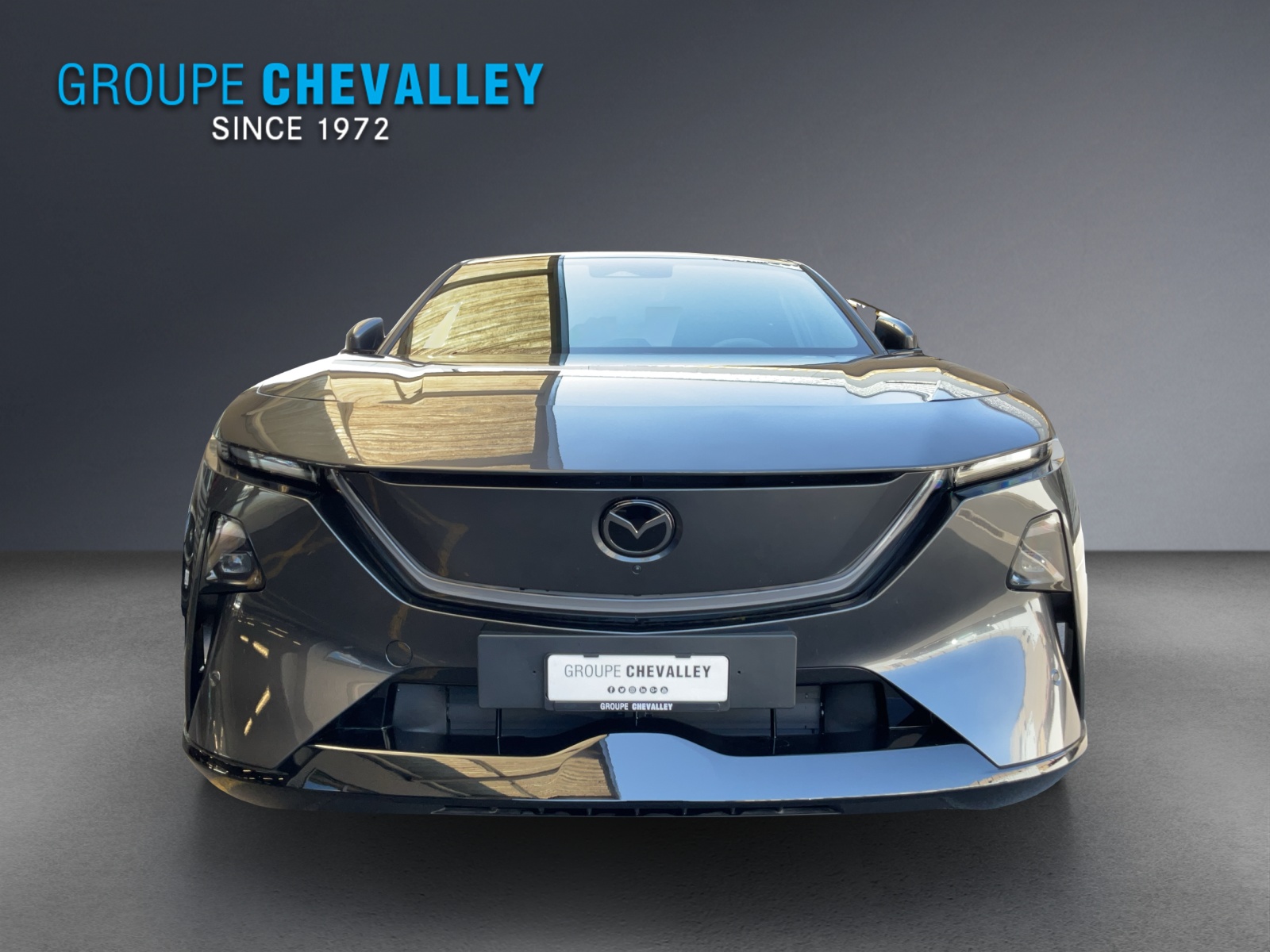 MAZDA CX-6e TAKUMI BK 21''-showroom-element-1