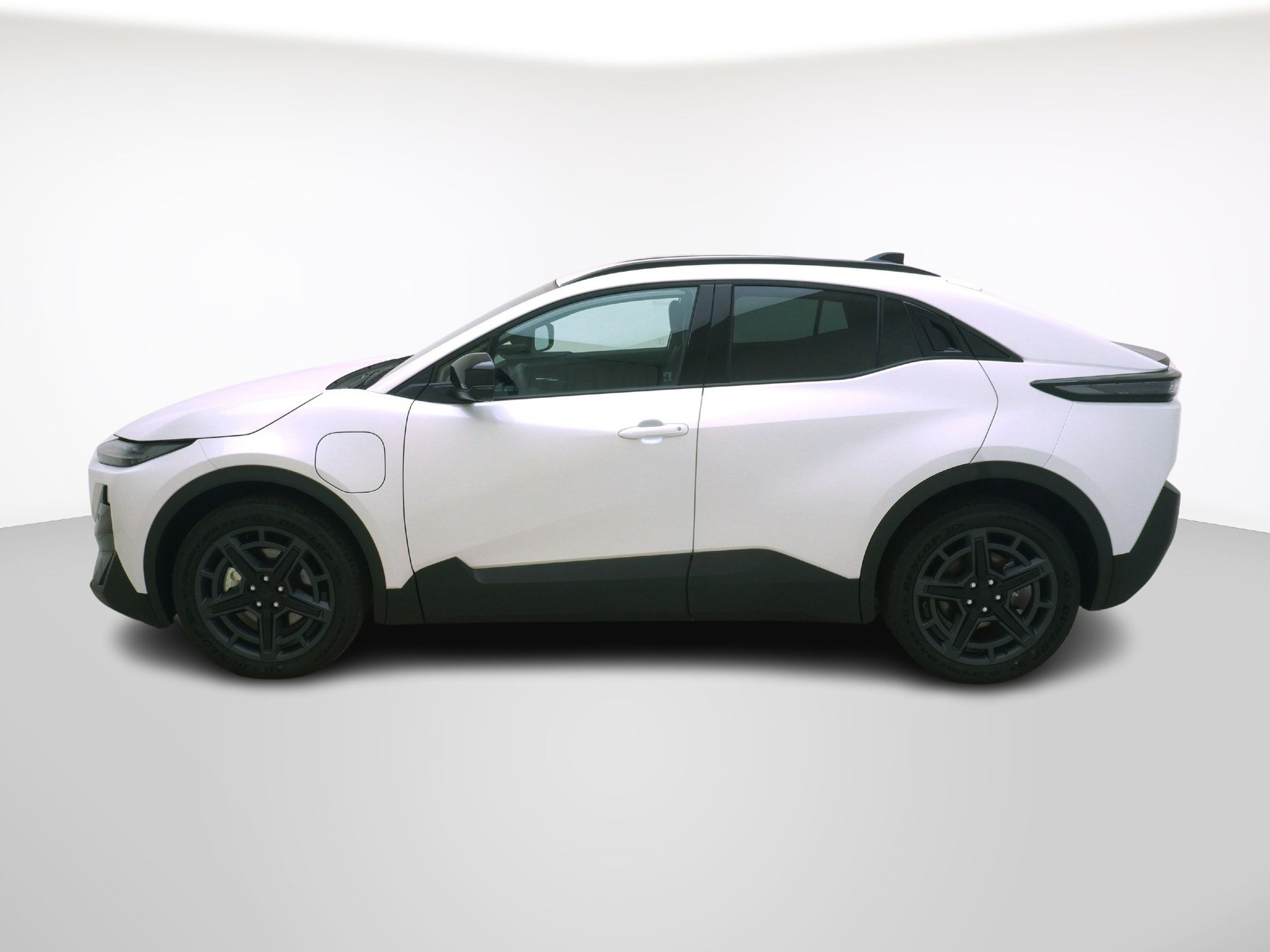 SUBARU Uncharted eV Luxury AWD-showroom-element-1