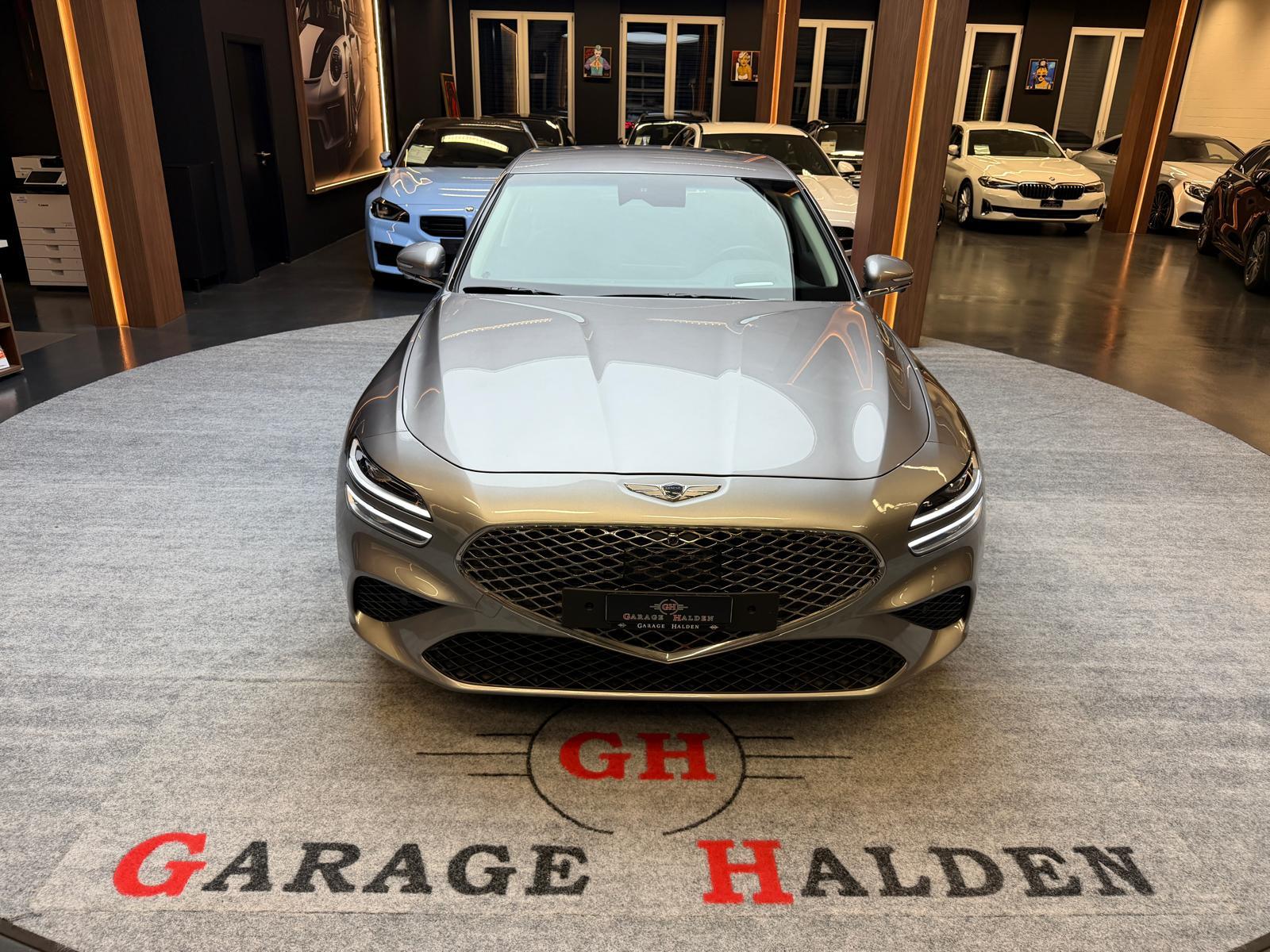 GENESIS G70 Shooting Brake 2.0T Premium-showroom-element-1