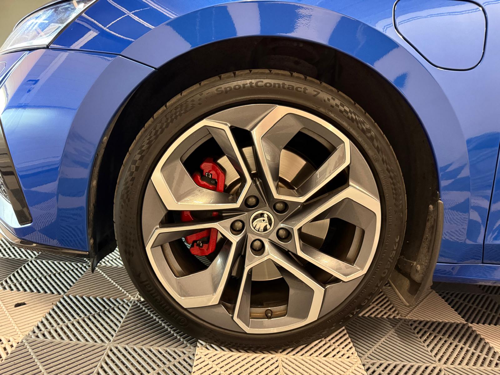 SKODA Octavia Combi 1.4 TSI PHEV DSG RS-image-28