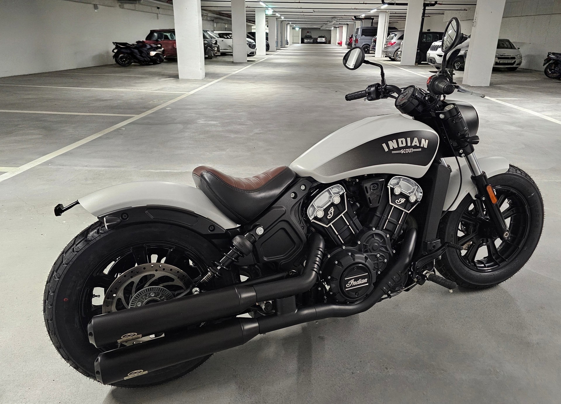 INDIAN Scout Bobber ABS-image-4