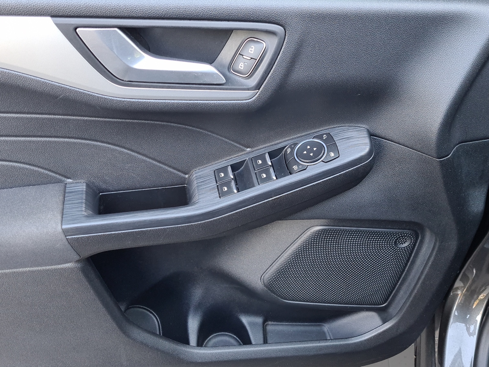 FORD Kuga 2.0 EcoBlue 190 PS Cool & Connect 4x4 AUTOMAT-image-17