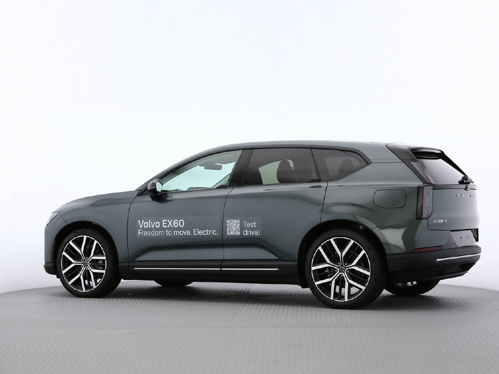 VOLVO EX60 Twin Ultra AWD-image-25