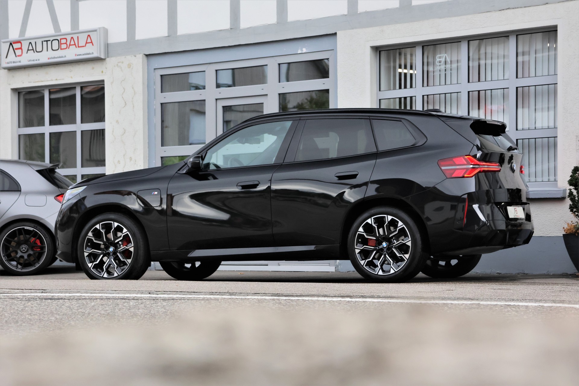 BMW X3 xDrive 30e M Sport Pro (CH) + 2.0T AHK-showroom-element-3