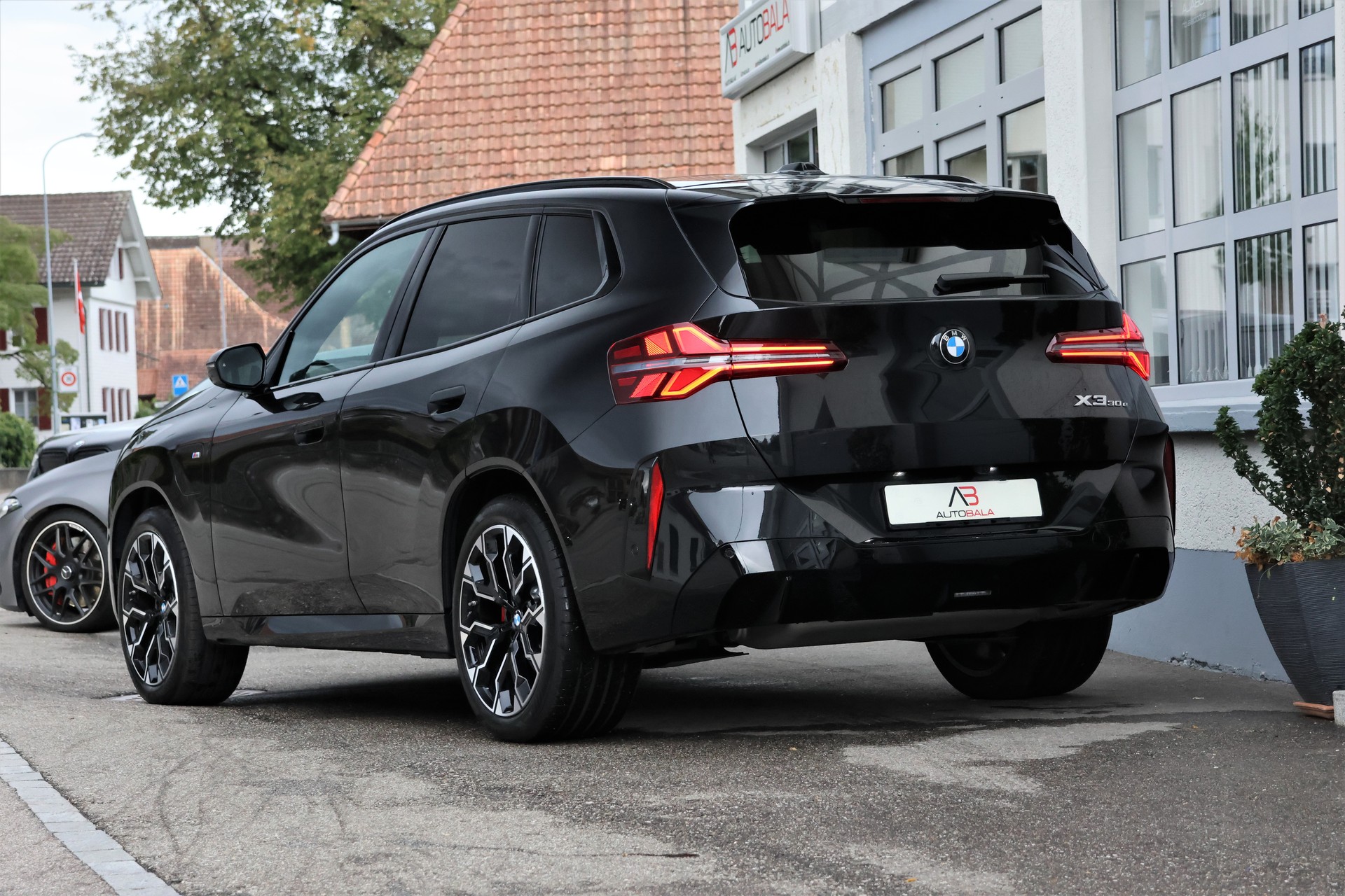 BMW X3 xDrive 30e M Sport Pro (CH) + 2.0T AHK-showroom-element-2