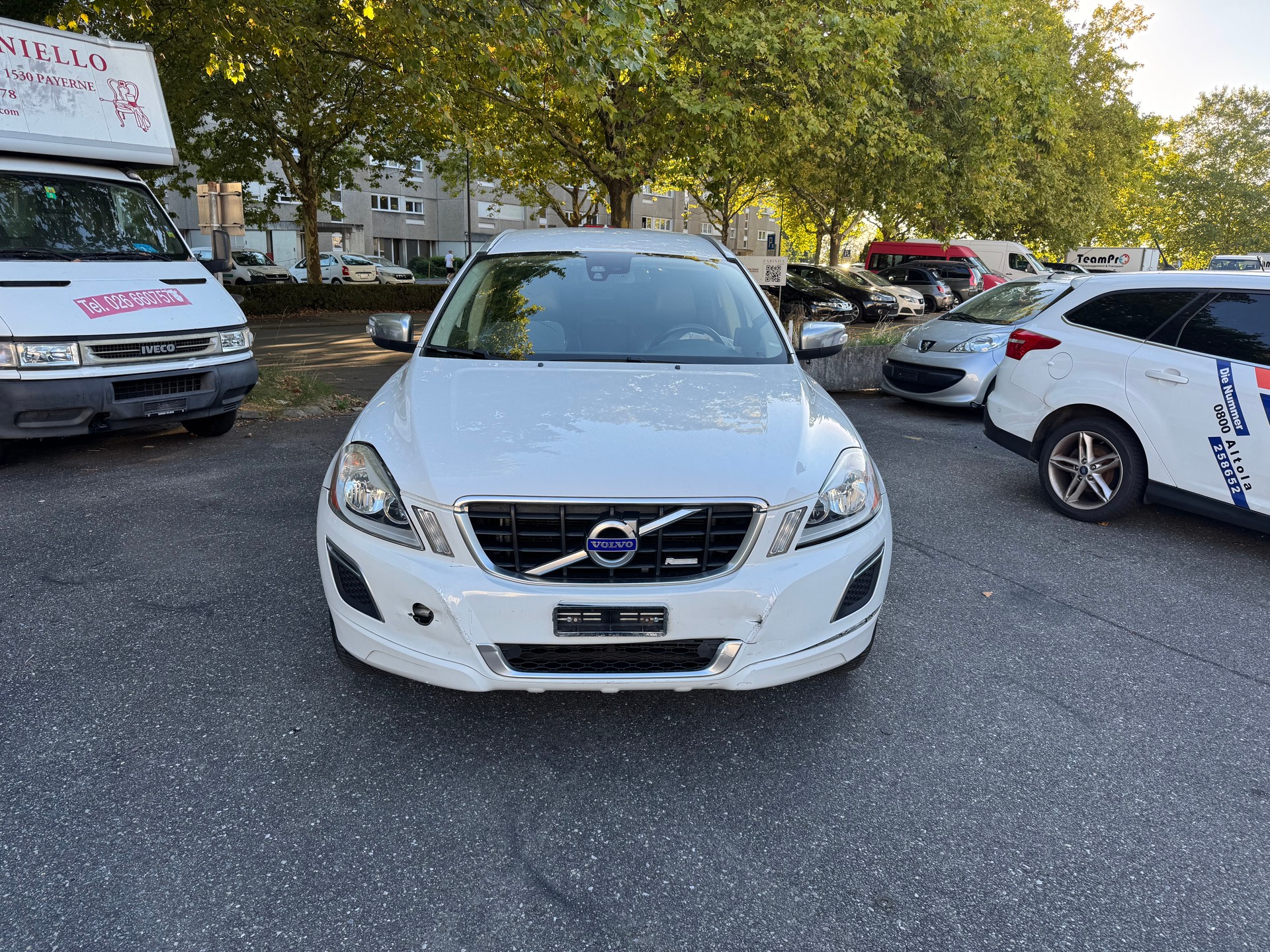 VOLVO XC60 D3 AWD R-Design Geartronic-showroom-element-2