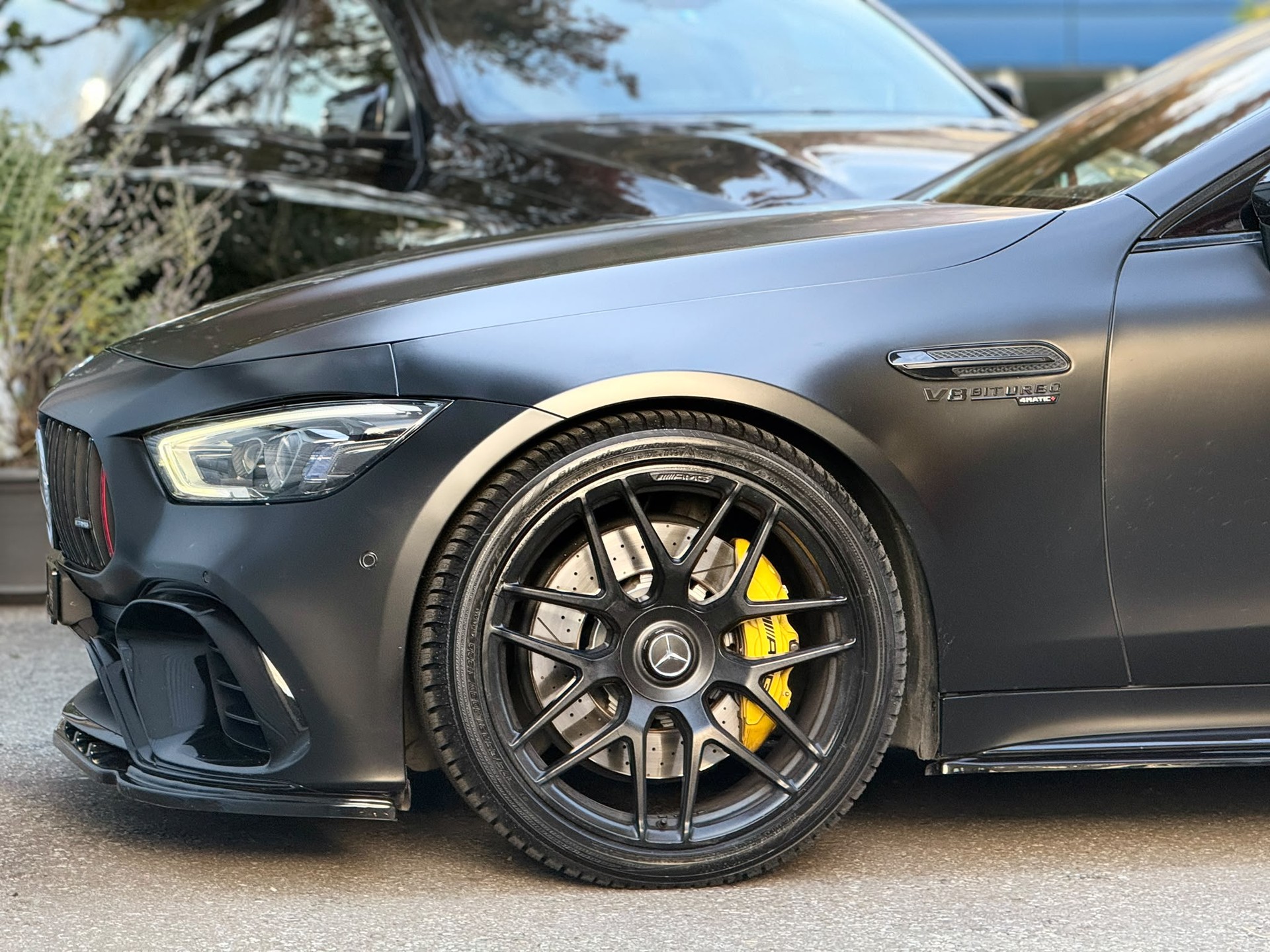 MERCEDES-BENZ AMG GT 63 S 4matic+-image-6