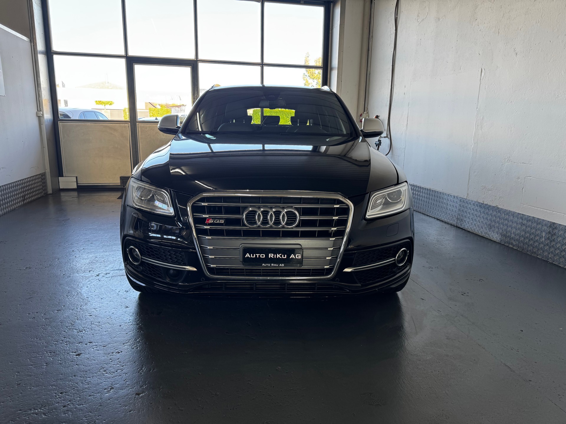 AUDI SQ5 3.0 TDI quattro tiptronic-showroom-element-3