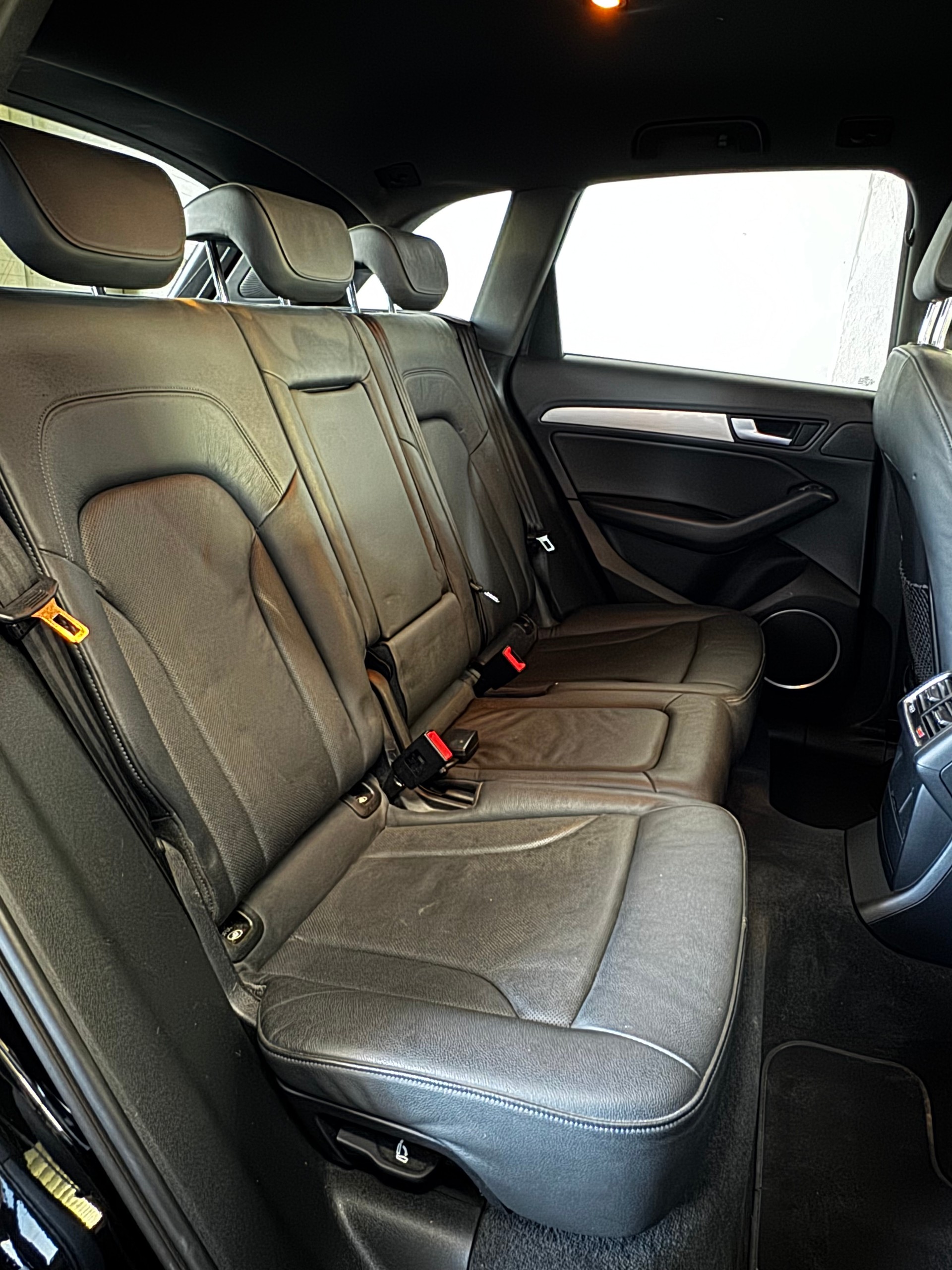 AUDI SQ5 3.0 TDI quattro tiptronic-image-21