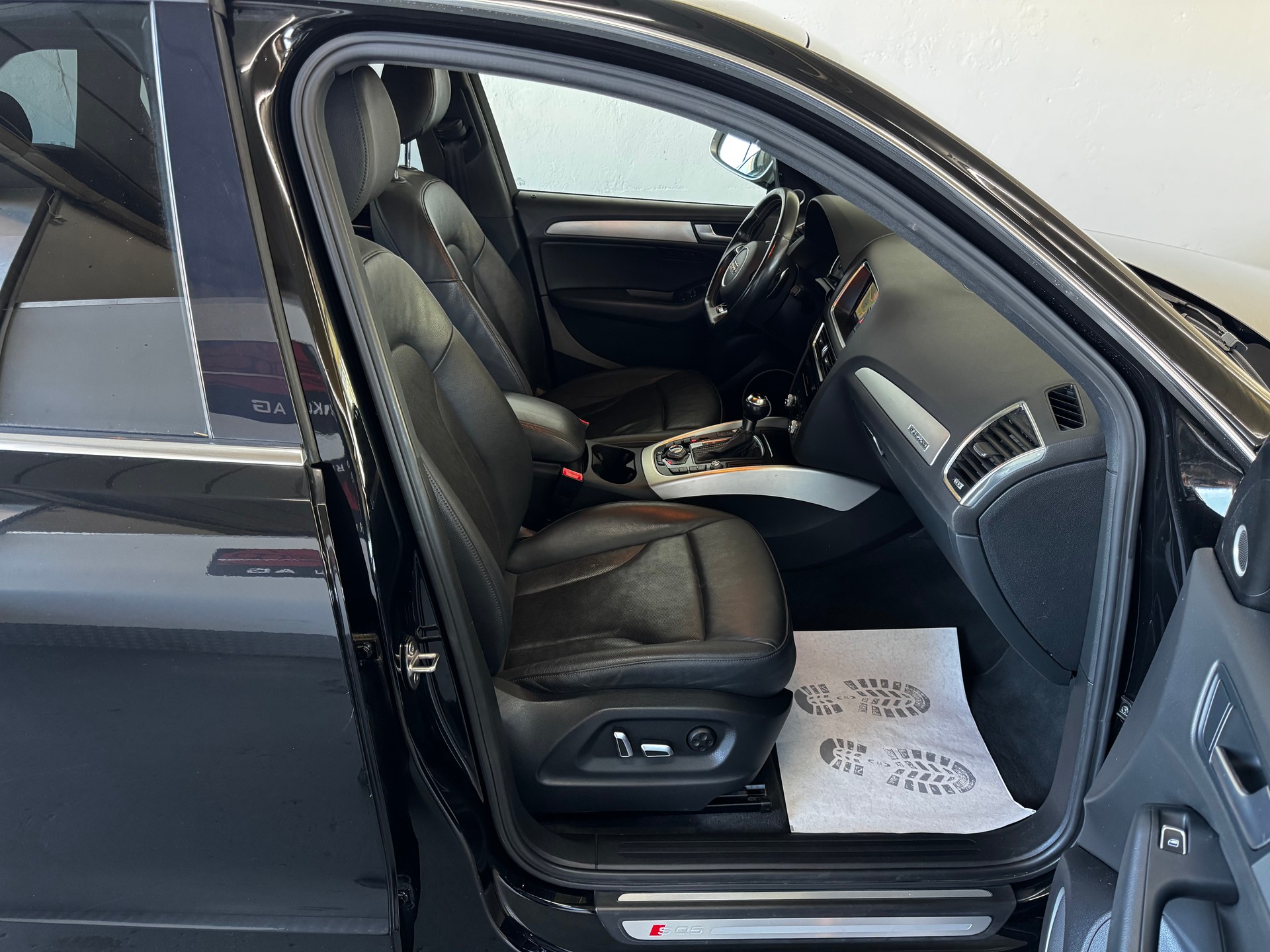 AUDI SQ5 3.0 TDI quattro tiptronic-image-18