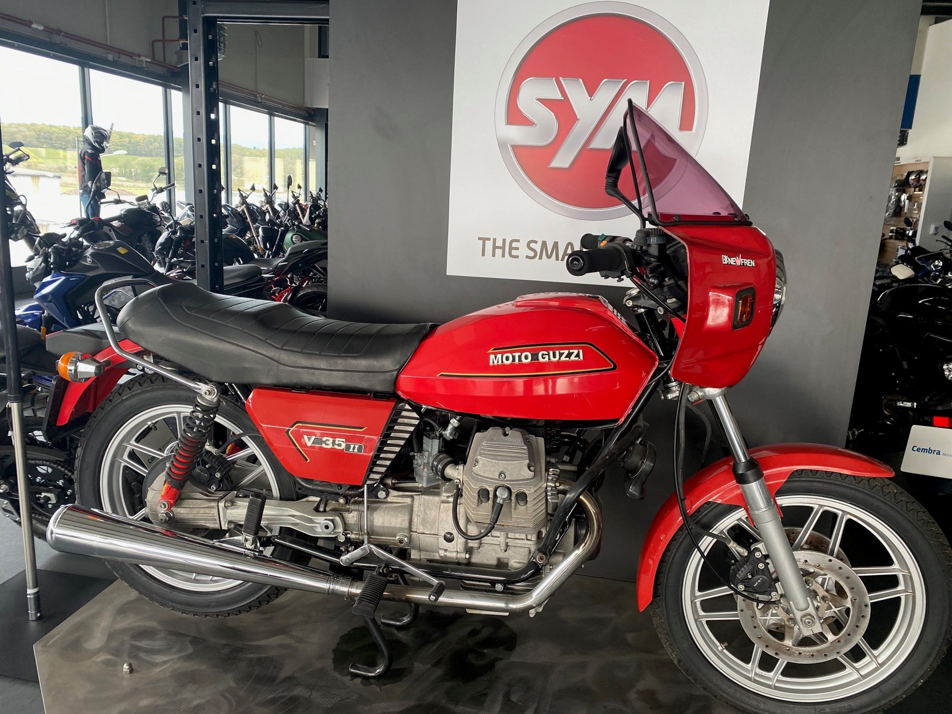 MOTO GUZZI V 35 II-image-0