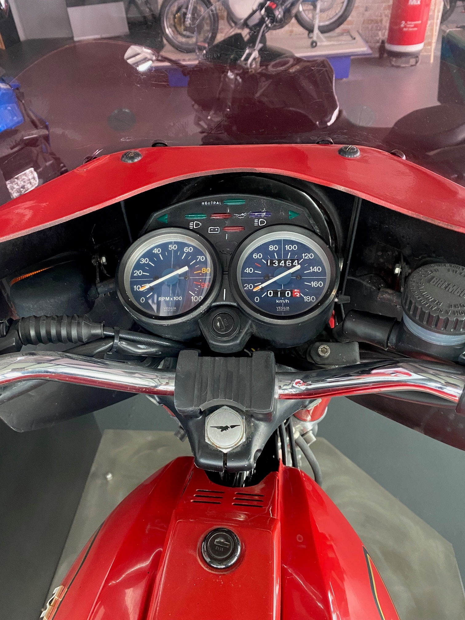 MOTO GUZZI V 35 II-image-3