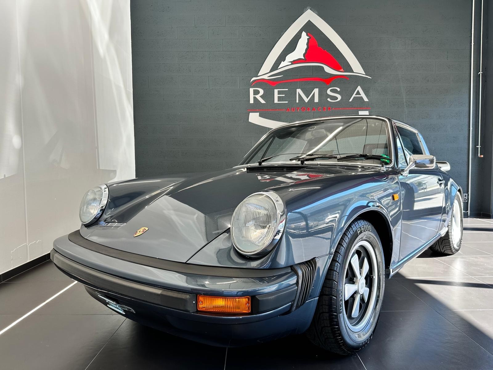 PORSCHE 911 S 2.4 Targa Trappe d'huile abaissée-image-2
