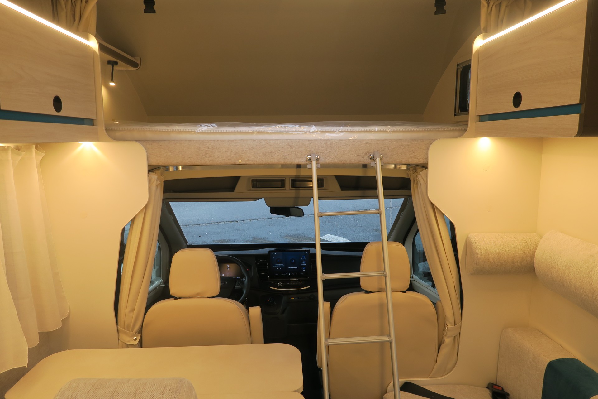 FORD Rimor Kilig 695 Modell 2025-image-8