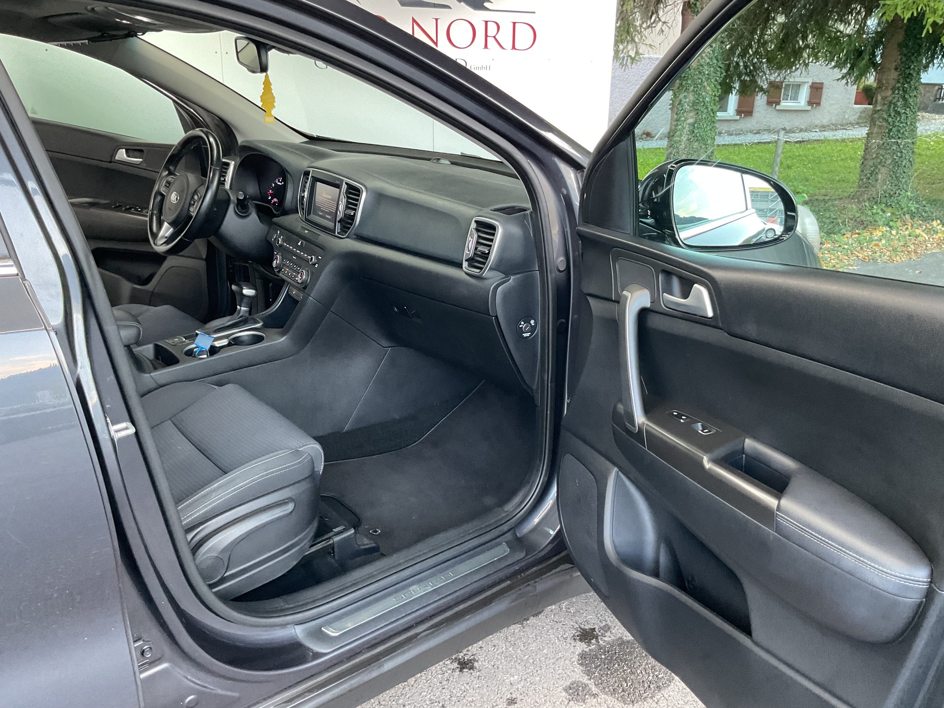 KIA SPORTAGE 1.6 T-GDI 20WD Automat-image-9
