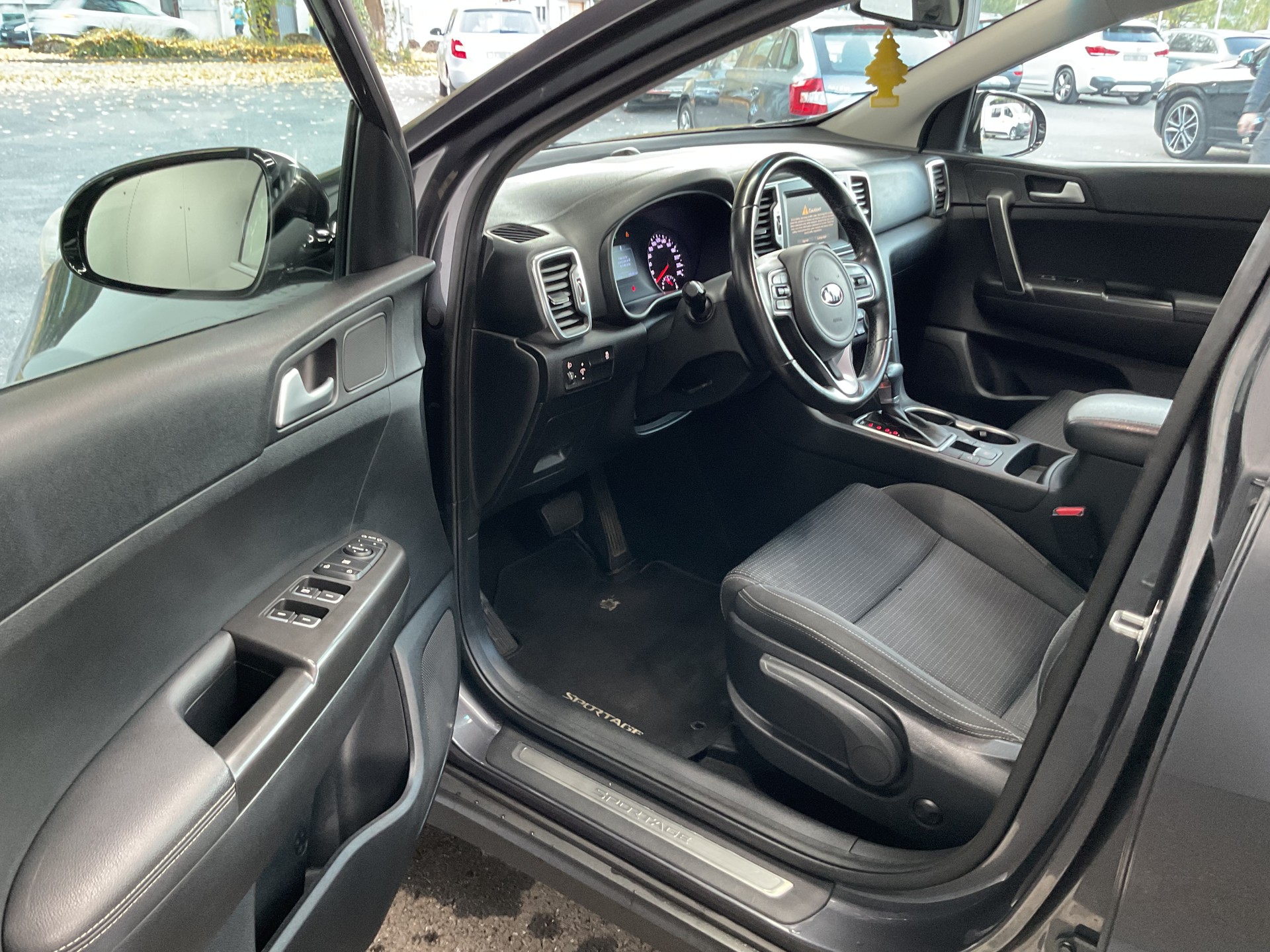 KIA SPORTAGE 1.6 T-GDI 20WD Automat-image-7