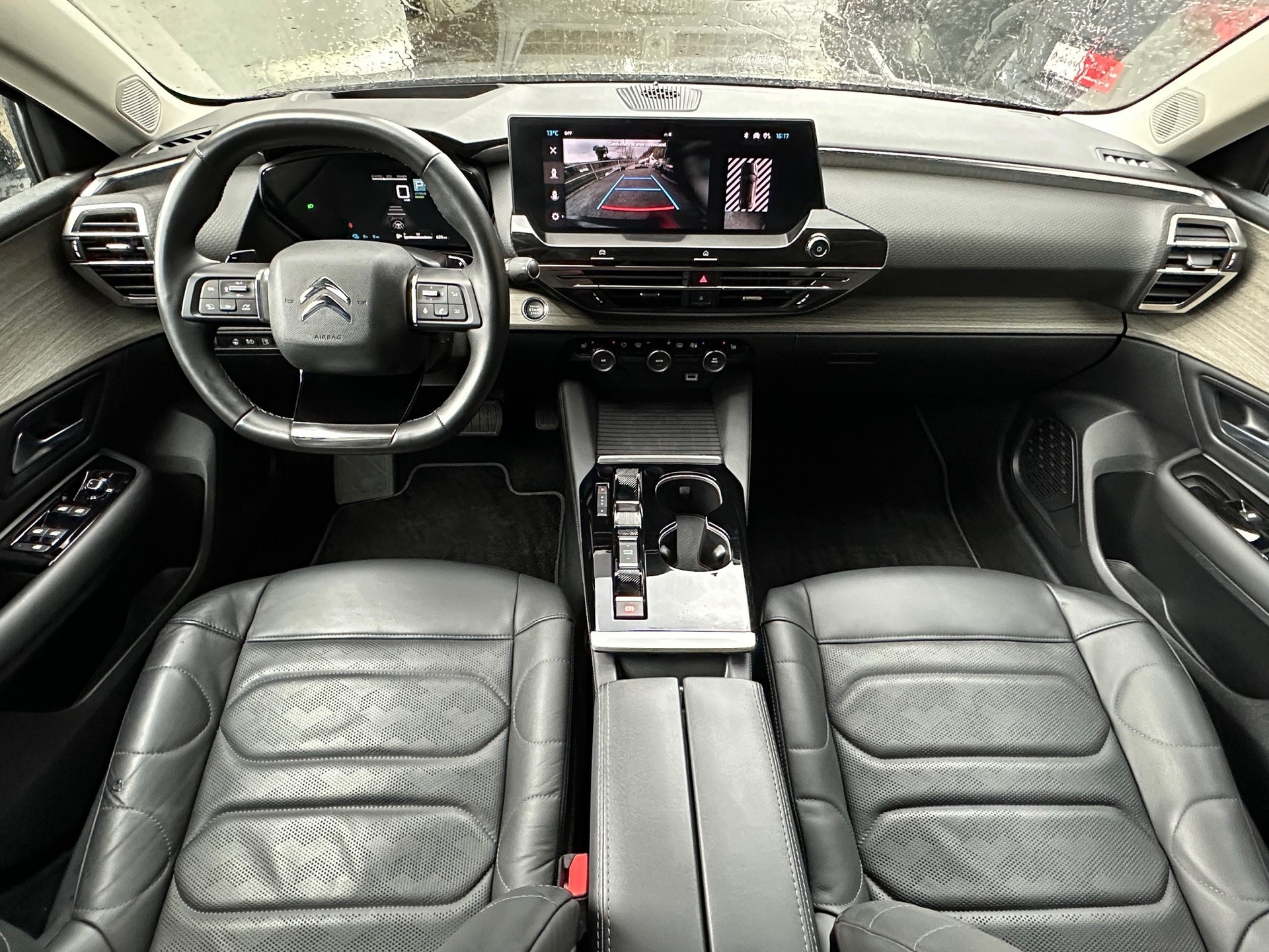 CITROEN C5 X 1.6i PHEV Shine e-EAT8-image-6