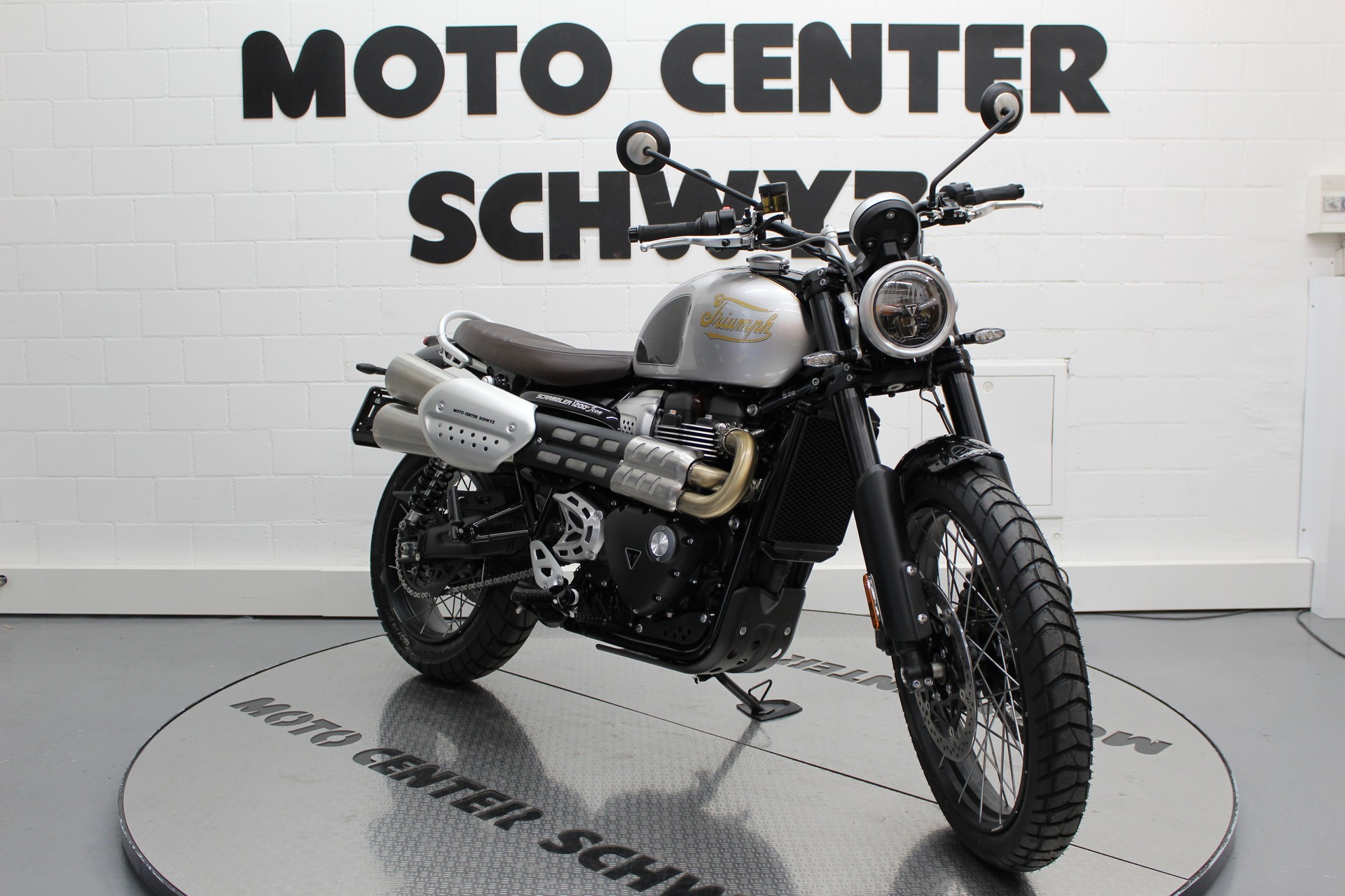 TRIUMPH Scrambler 1200 X-image-1