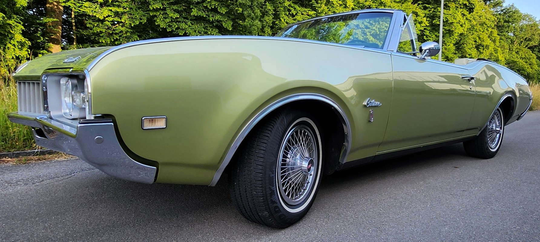 OLDSMOBILE CUTLASS S Supreme-image-8