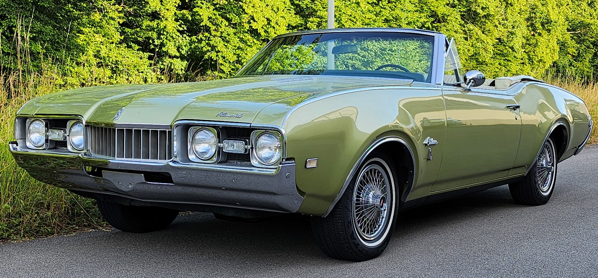 OLDSMOBILE CUTLASS S Supreme-image-1