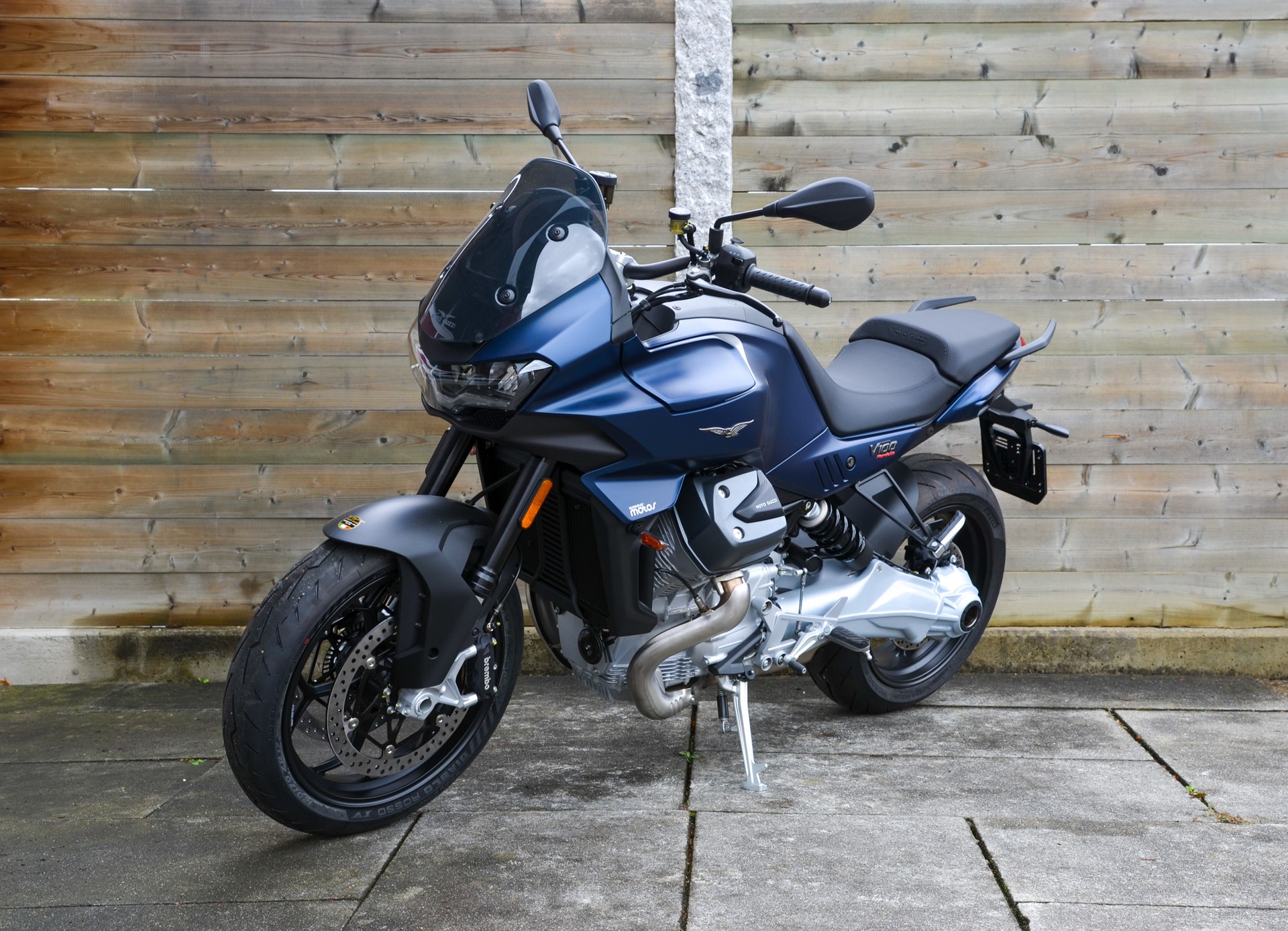 MOTO GUZZI V100 Mandello E5+-image-2