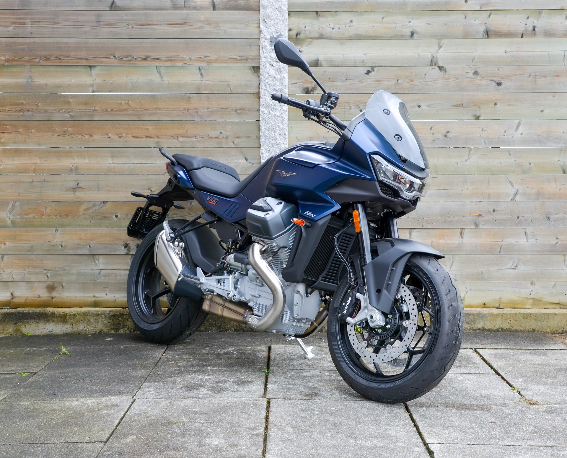MOTO GUZZI V100 Mandello E5+-image-3