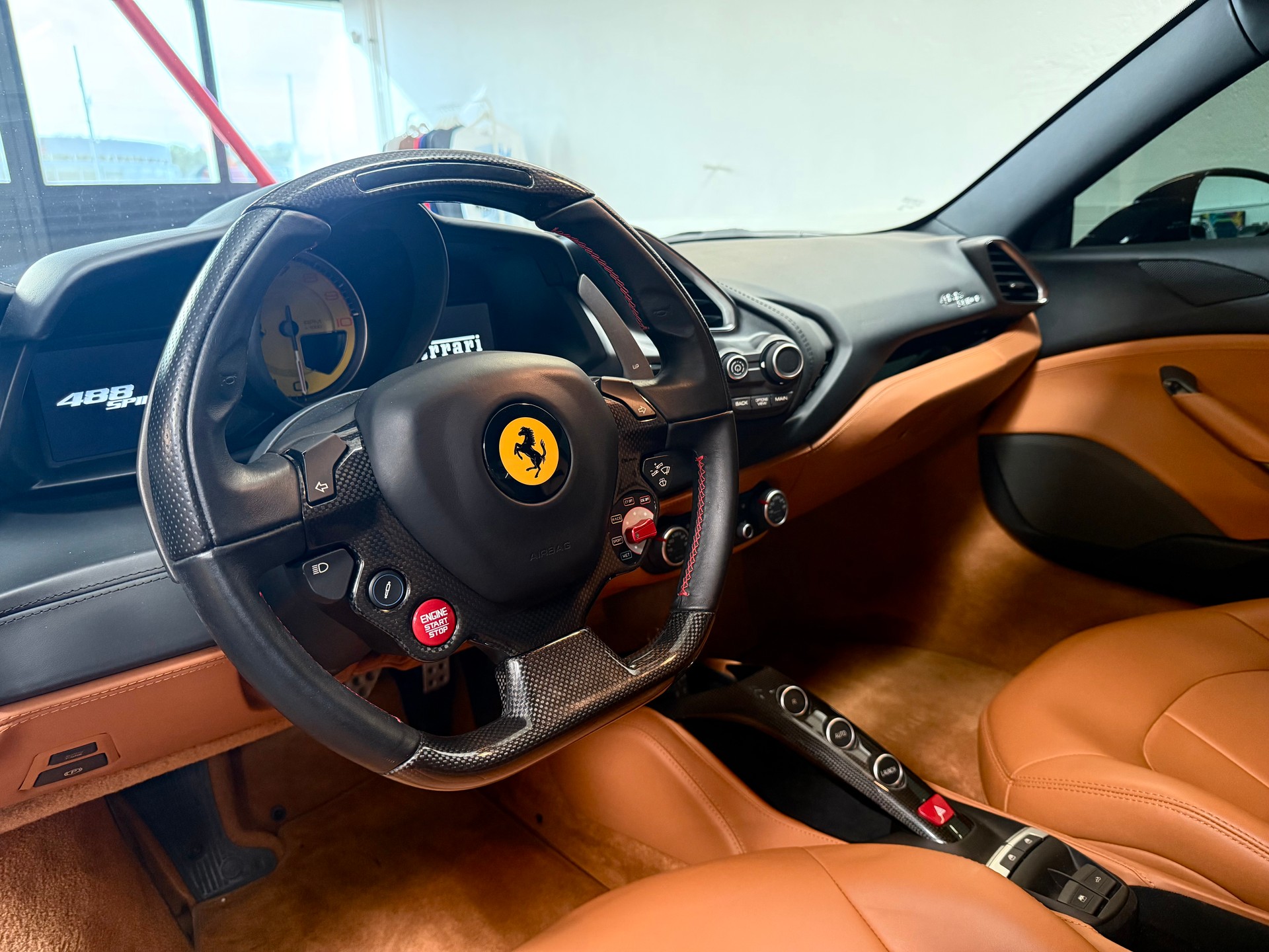 FERRARI 488 Spider 3.9 V8-image-11